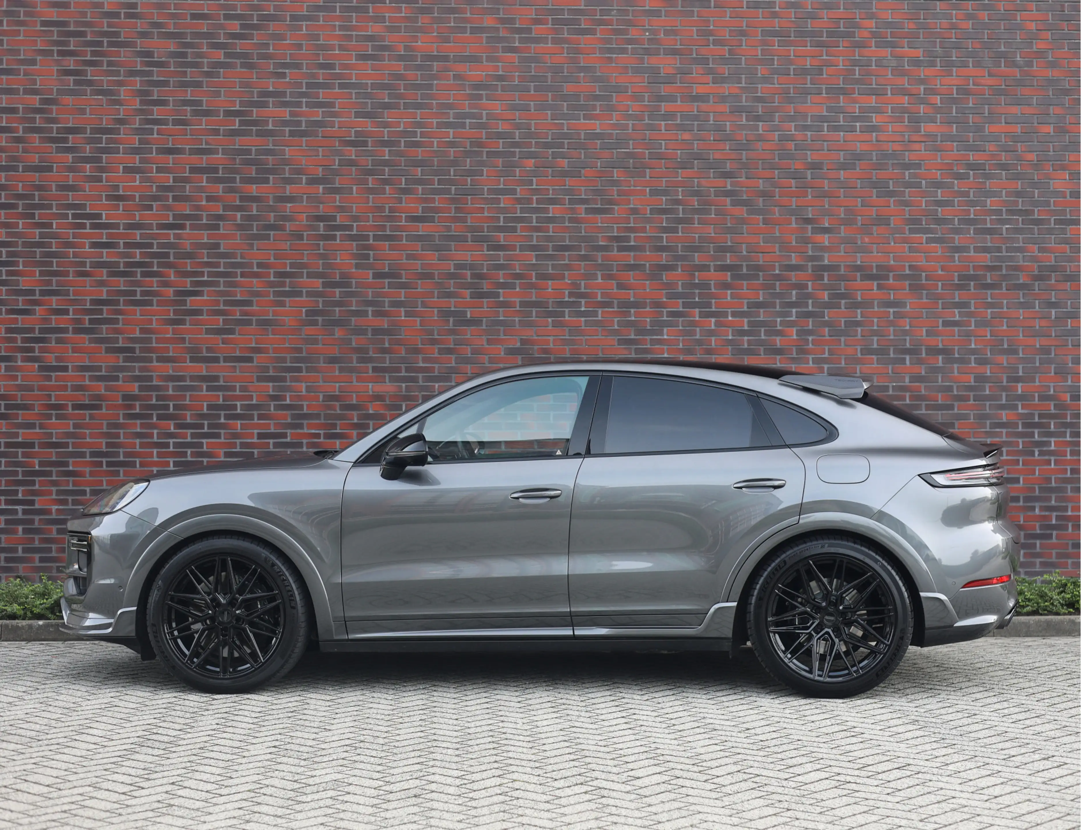 Porsche Cayenne Coupé 4.0 Turbo E-Hybrid | Techart - Pano - Trekha — photo 16
