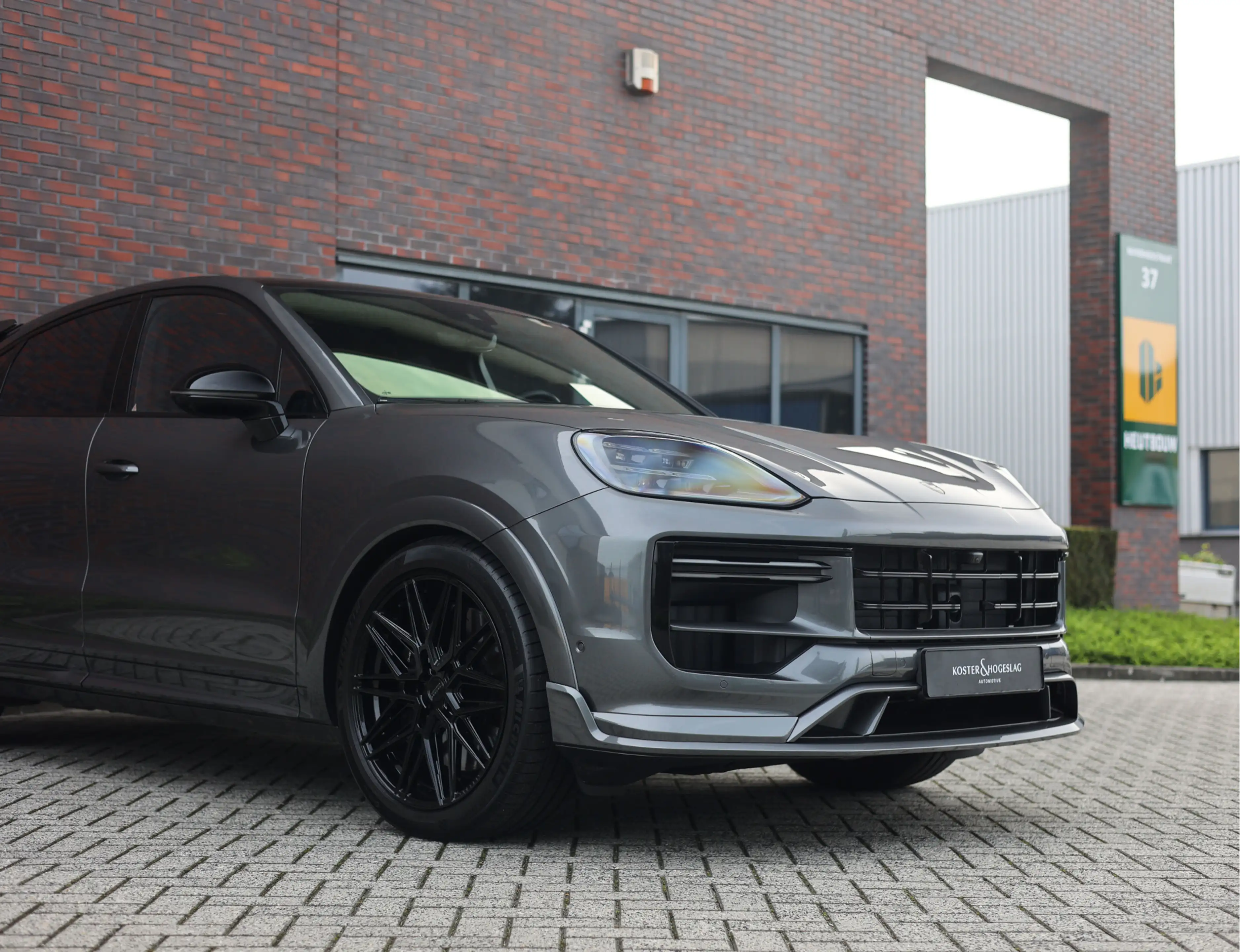 Porsche Cayenne Coupé 4.0 Turbo E-Hybrid | Techart - Pano - Trekha — photo 8