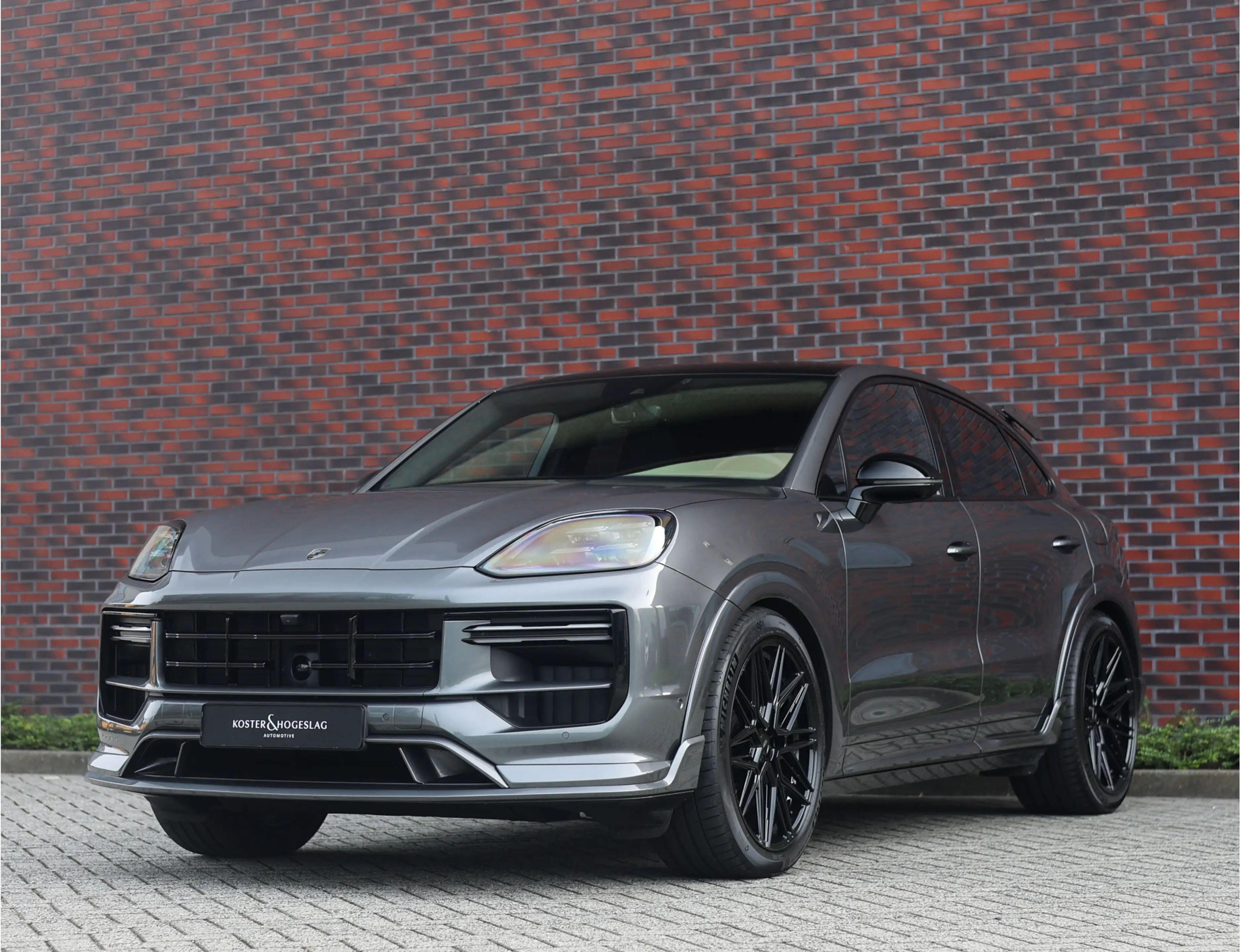 Porsche Cayenne Coupé 4.0 Turbo E-Hybrid | Techart - Pano - Trekha — photo 17