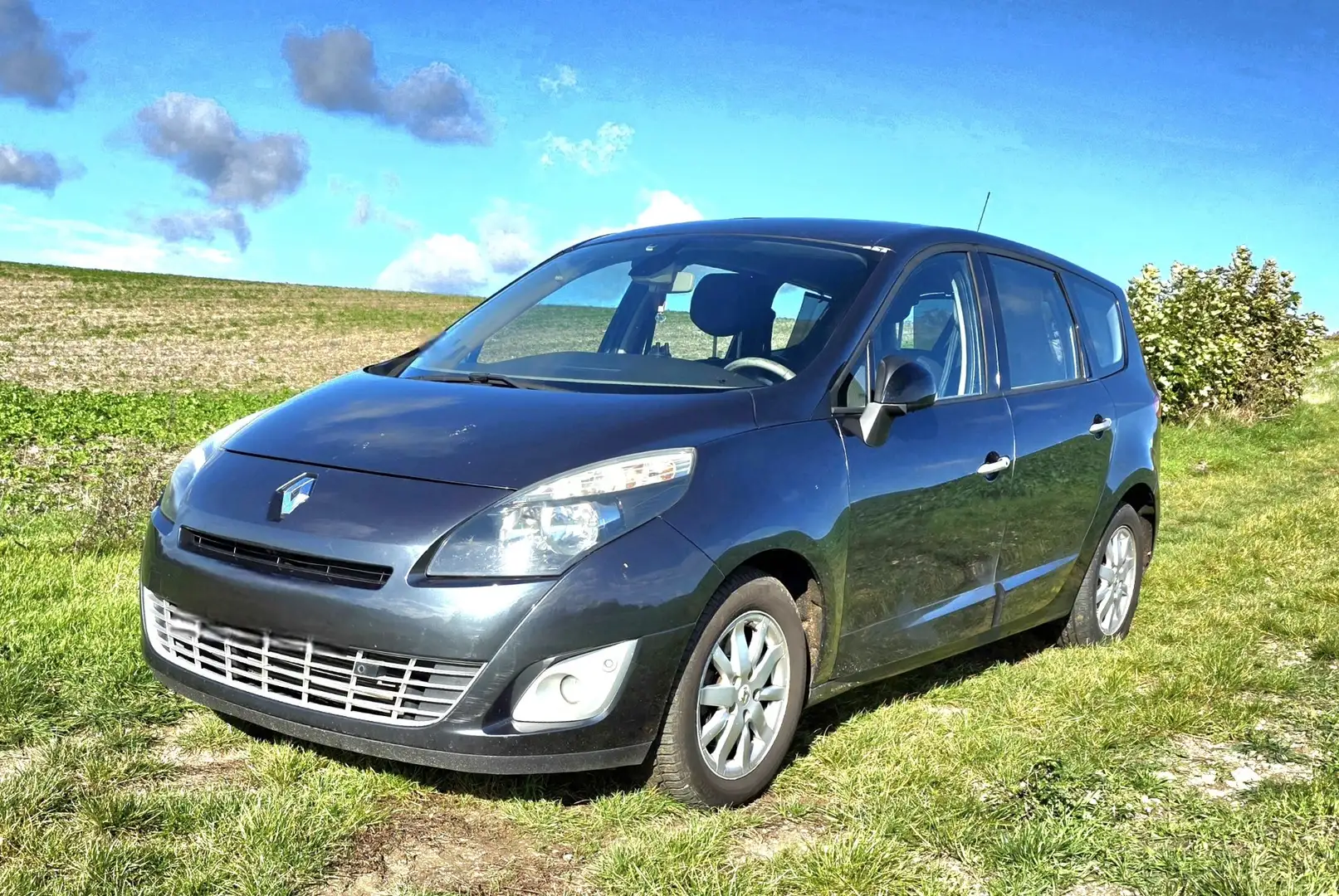 Renault Grand Scenic Gris - 1