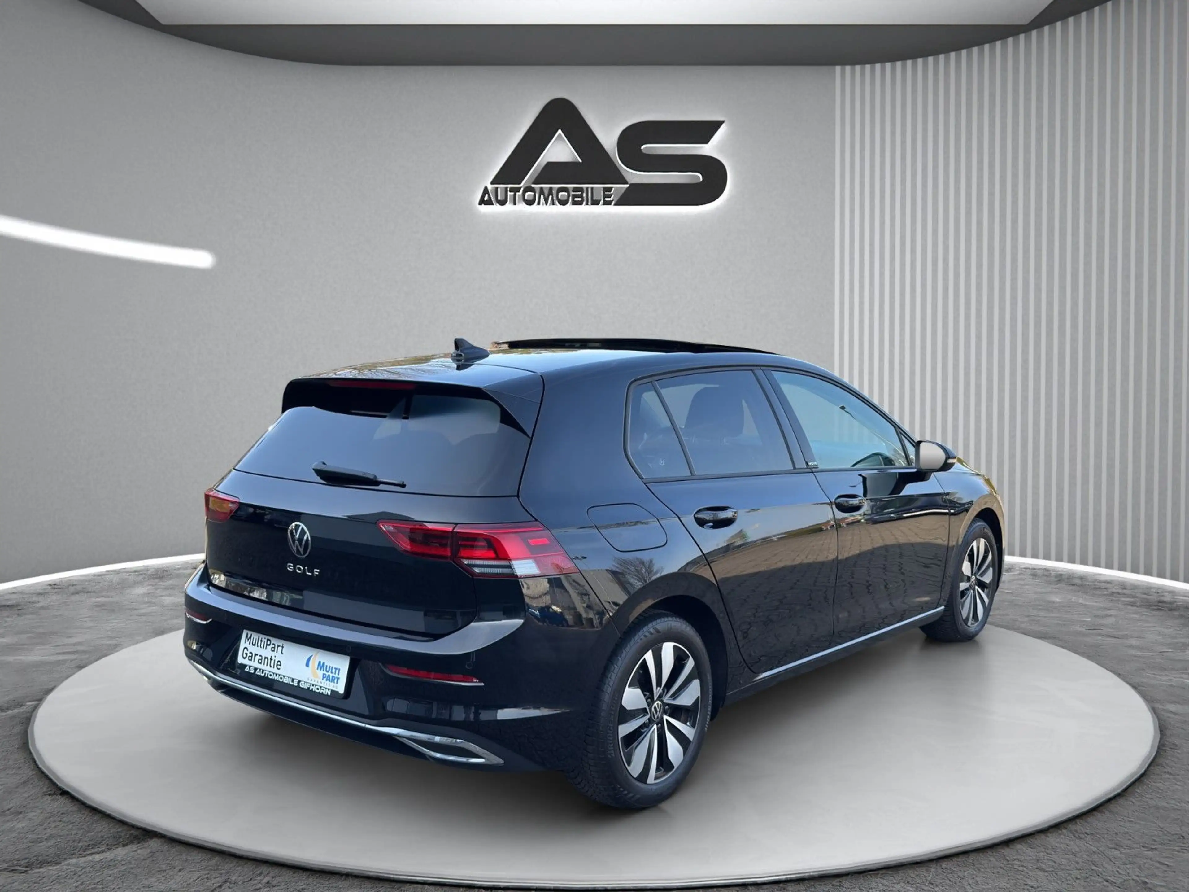 Volkswagen Golf VIII 2.0 TDI Move DSG Navi Pano Kamera ACC — photo 8