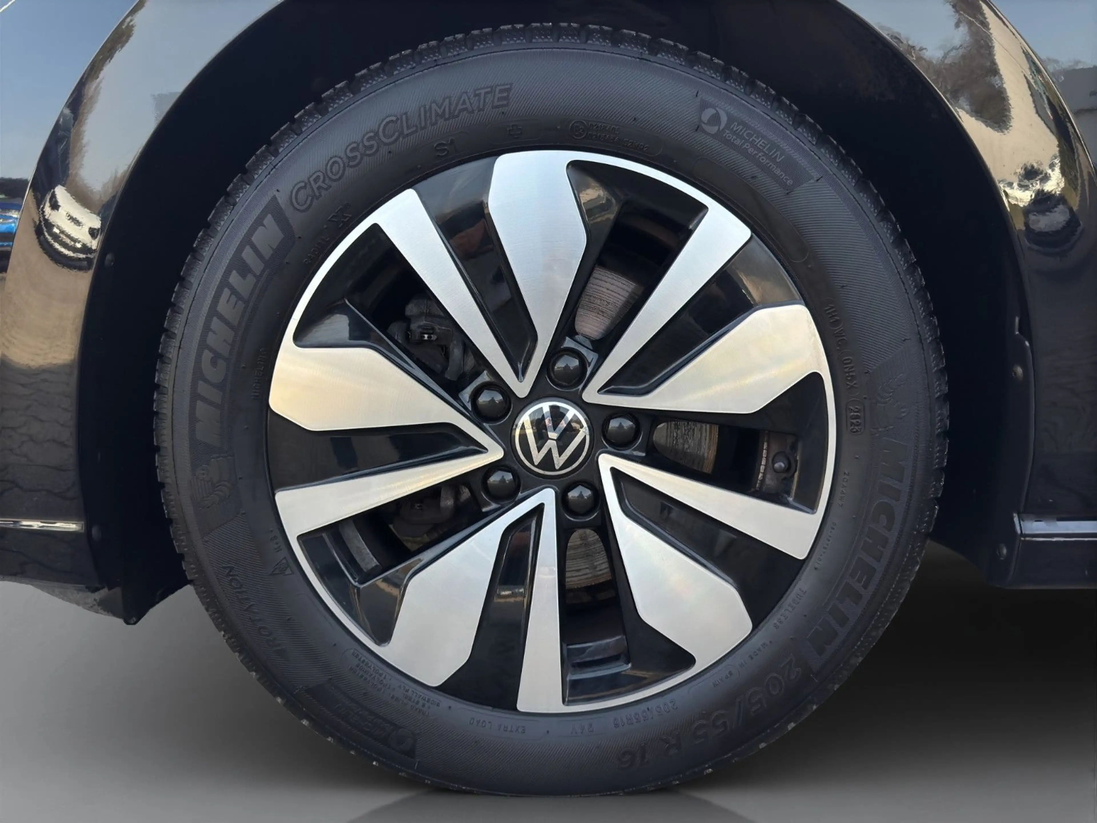 Volkswagen Golf VIII 2.0 TDI Move DSG Navi Pano Kamera ACC — photo 10