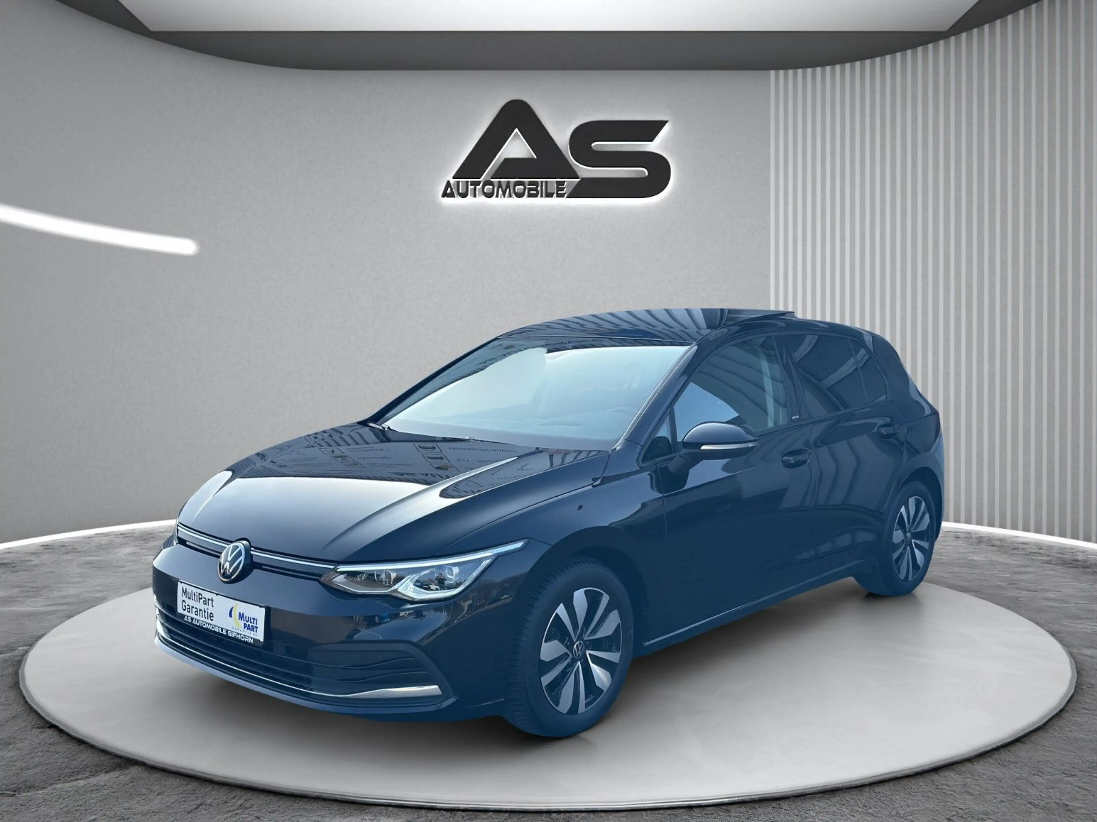 Volkswagen Golf VIII 2.0 TDI Move DSG Navi Pano Kamera ACC — photo 3