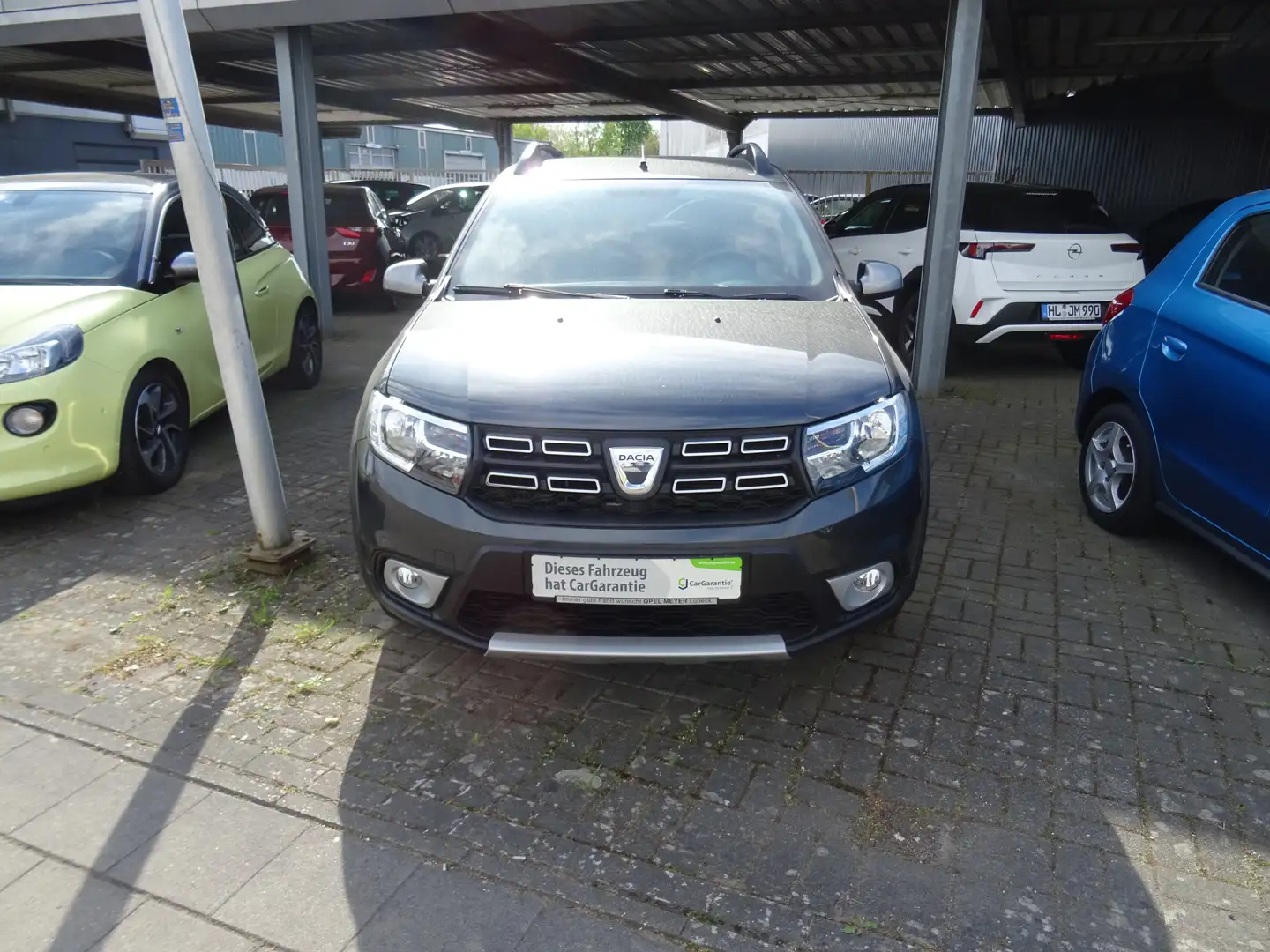 Dacia Sandero Stepway Celebration Grau - 2