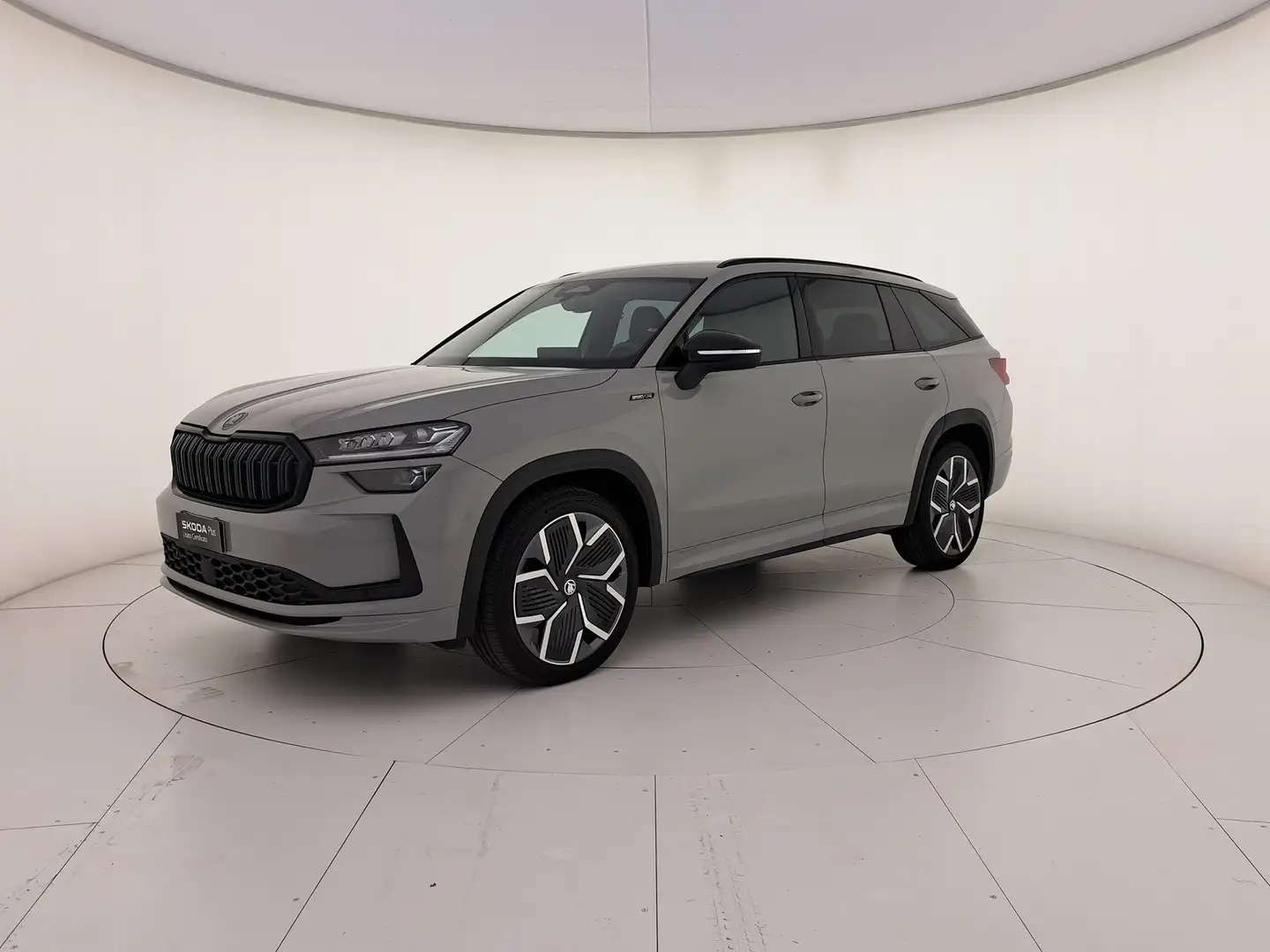 Skoda Kodiaq 2.0 tdi sportline 150cv dsg Grigio - 1