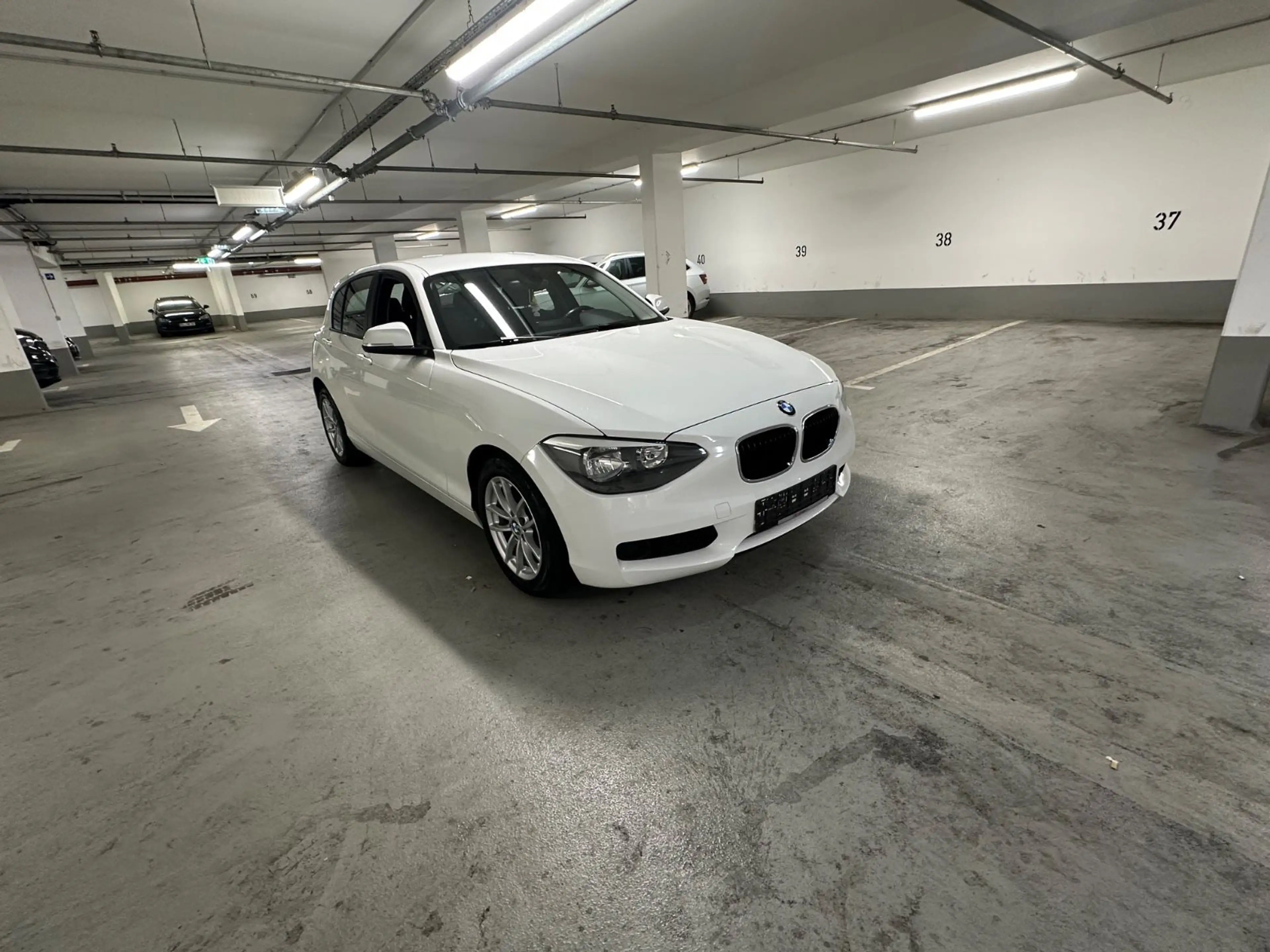 BMW 118 1 Limousine 5-trg. 118 i — photo 12
