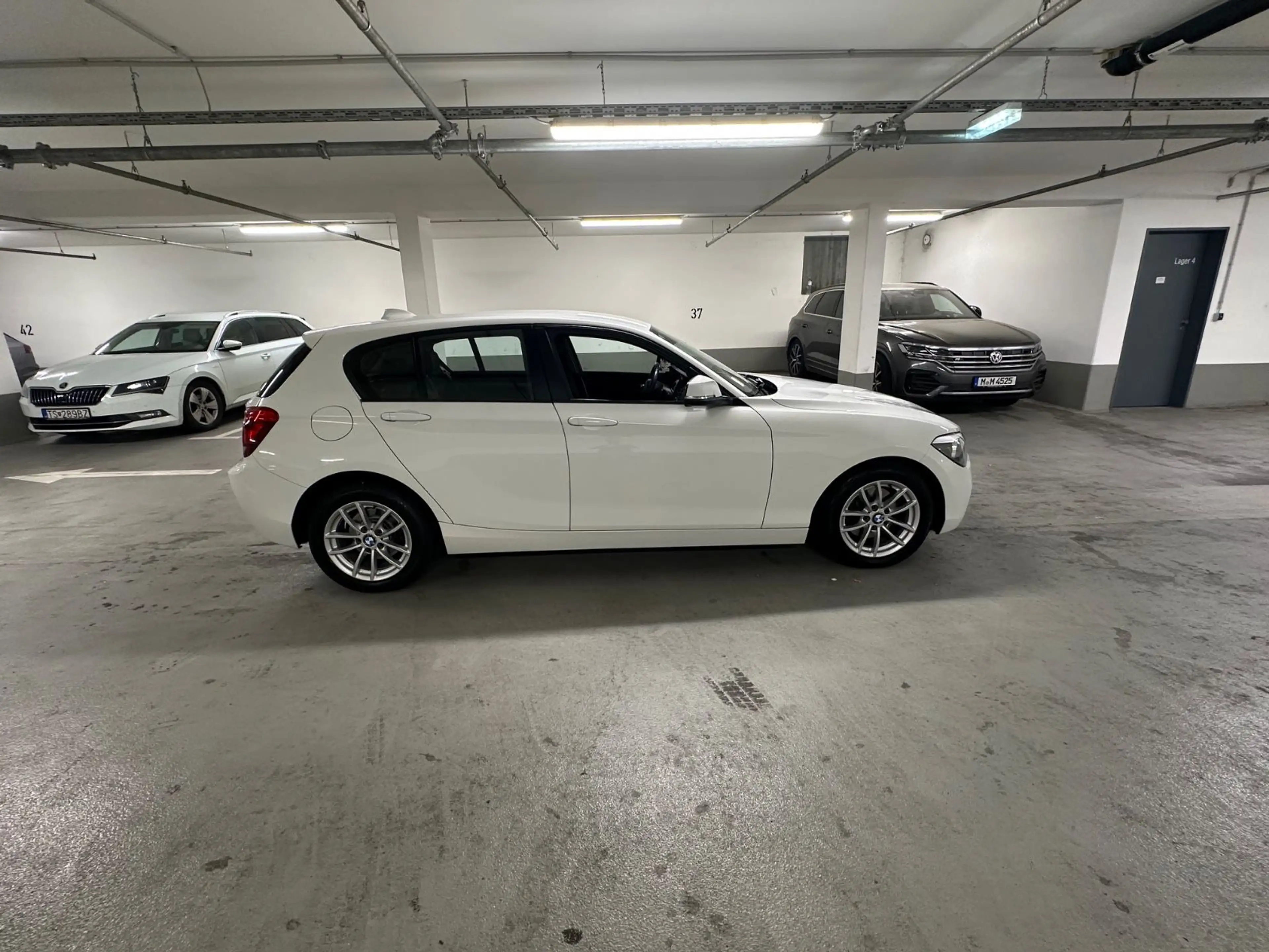 BMW 118 1 Limousine 5-trg. 118 i — photo 9
