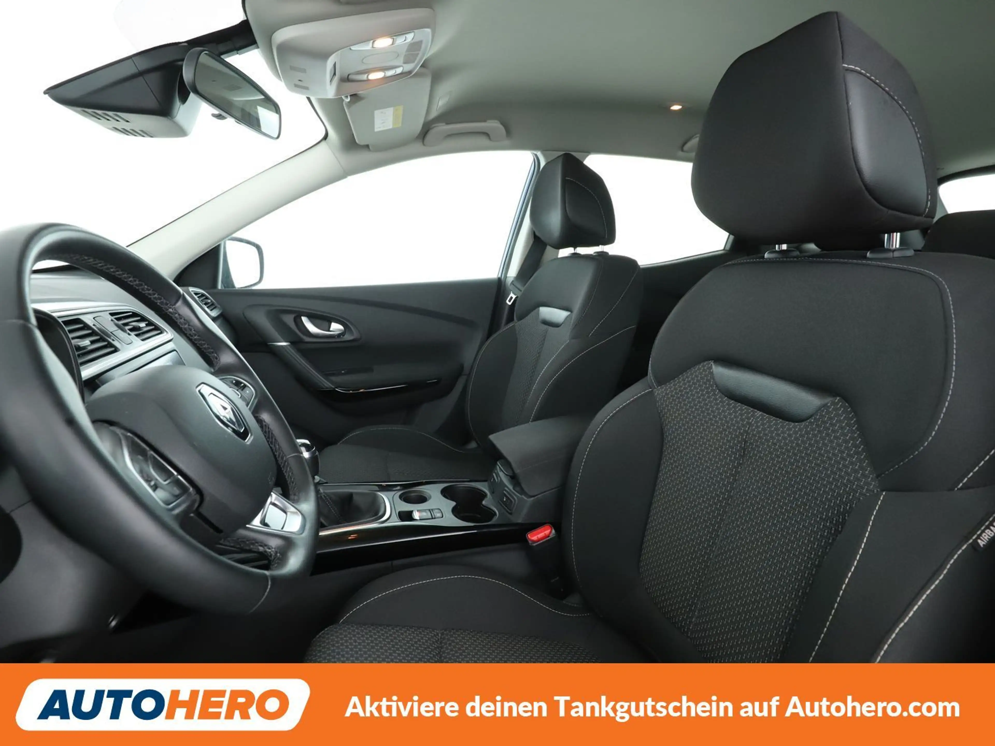Renault Kadjar 1.3 TCe Business*NAVI*TEMPO*PDC*SHZ*AHK* — photo 10
