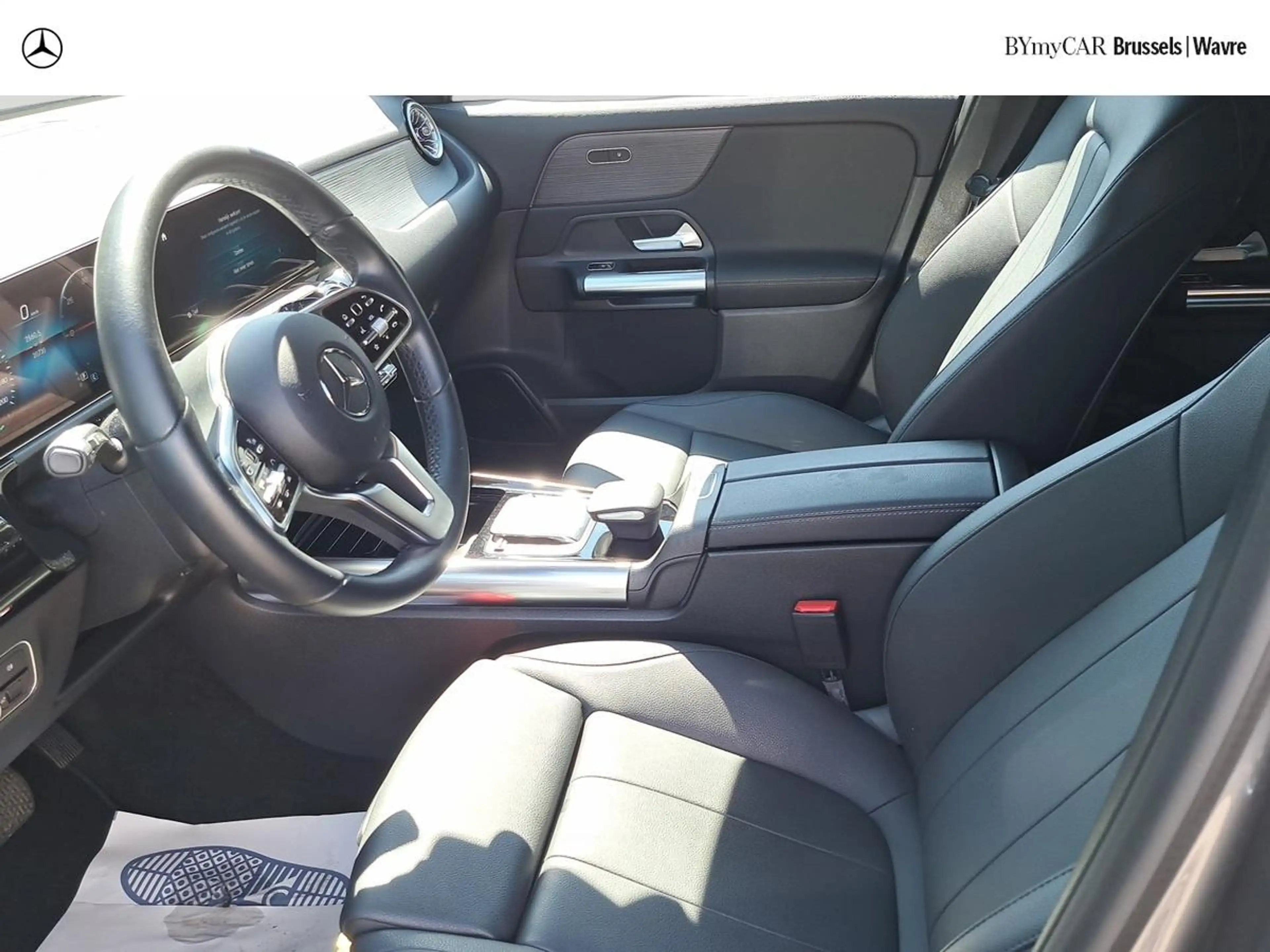 Mercedes-Benz EQA 250 EQA 250+ Luxury Line — photo 9