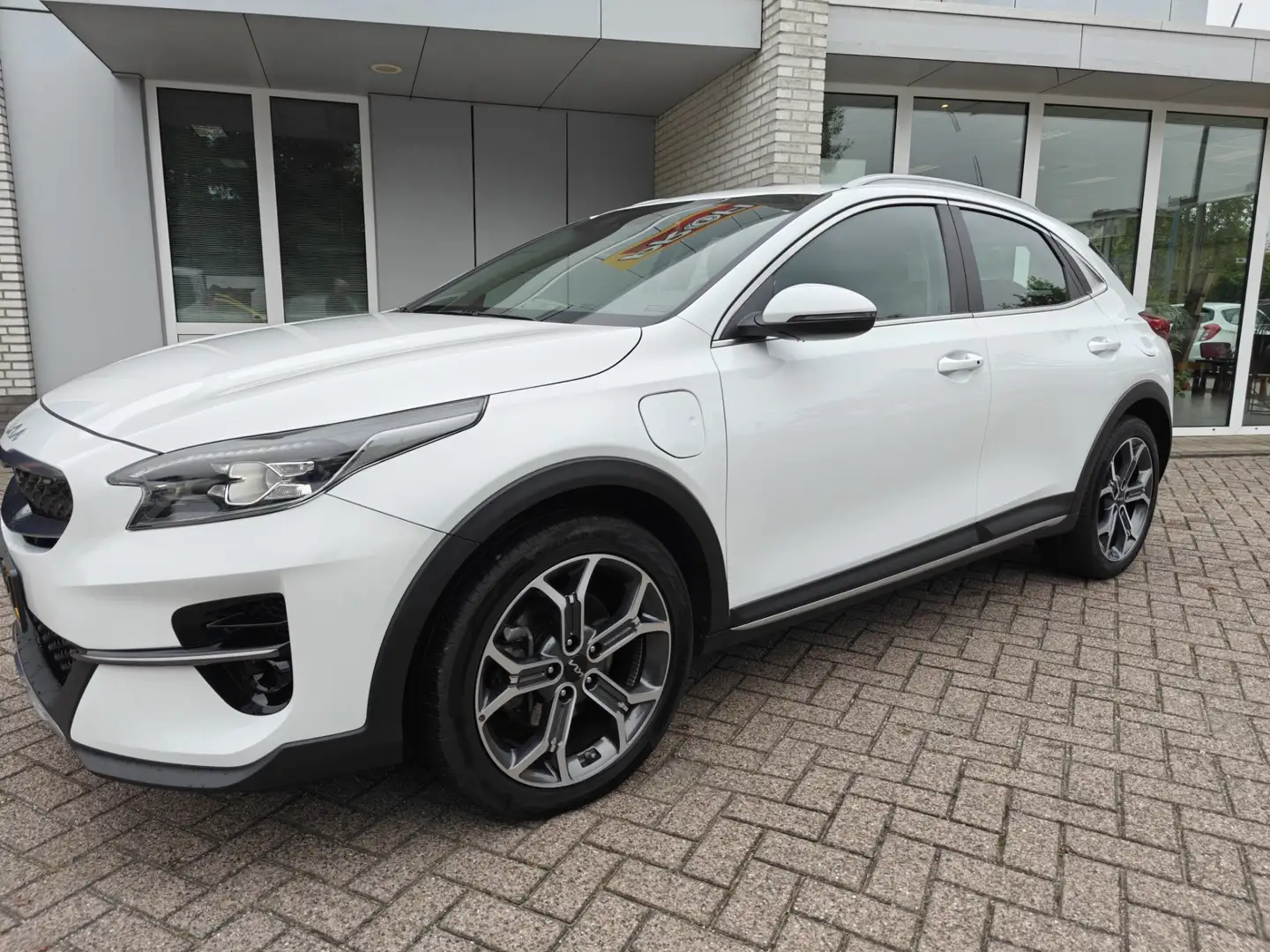Kia XCeed 1.6 GDi PHEV DynamicPlusLine / Stuur en stoelverwa Wit - 2
