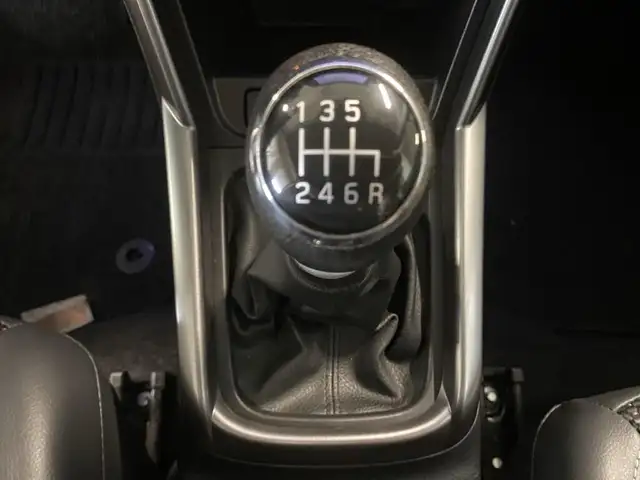 Suzuki SX4 S-Cross view 12