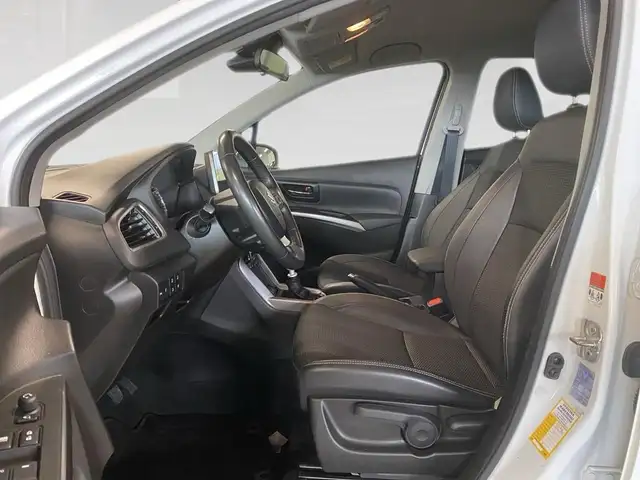 Suzuki SX4 S-Cross view 7