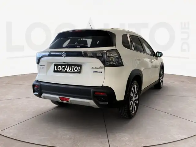 Suzuki SX4 S-Cross view 4