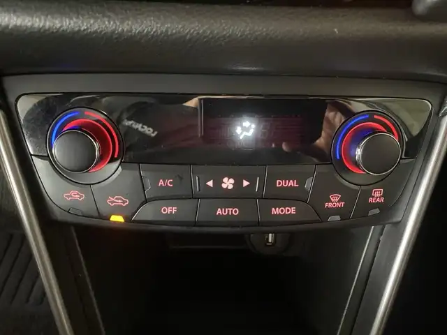 Suzuki SX4 S-Cross view 11