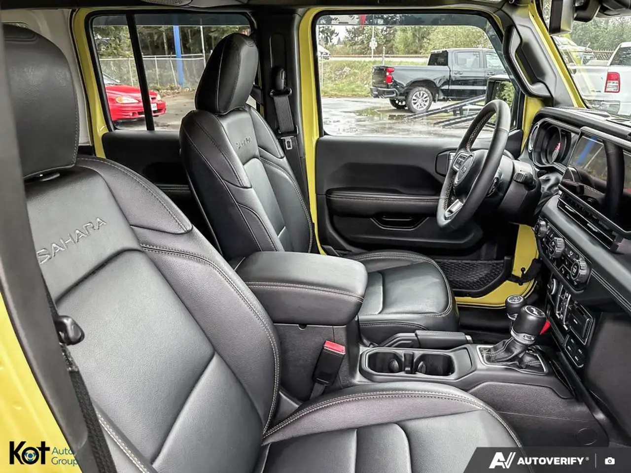 Jeep Wrangler снимка Jeep Wrangler