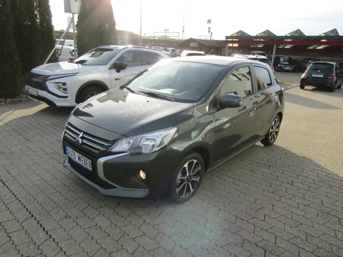 Mitsubishi Space Star 1.2 Select+ SHZ GRA FSE RFK DAB Grau - 2