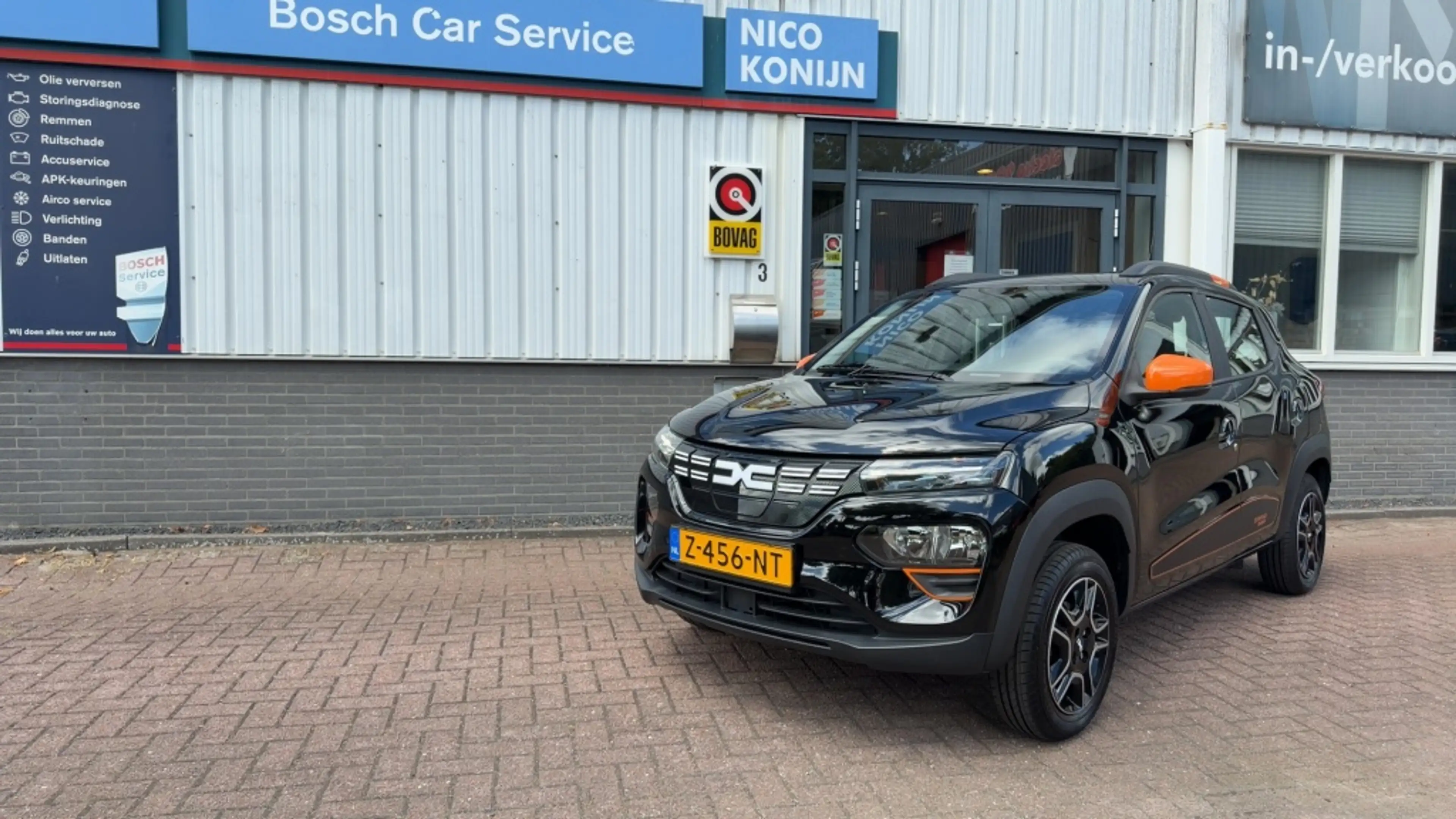Dacia Spring Expression — photo 12