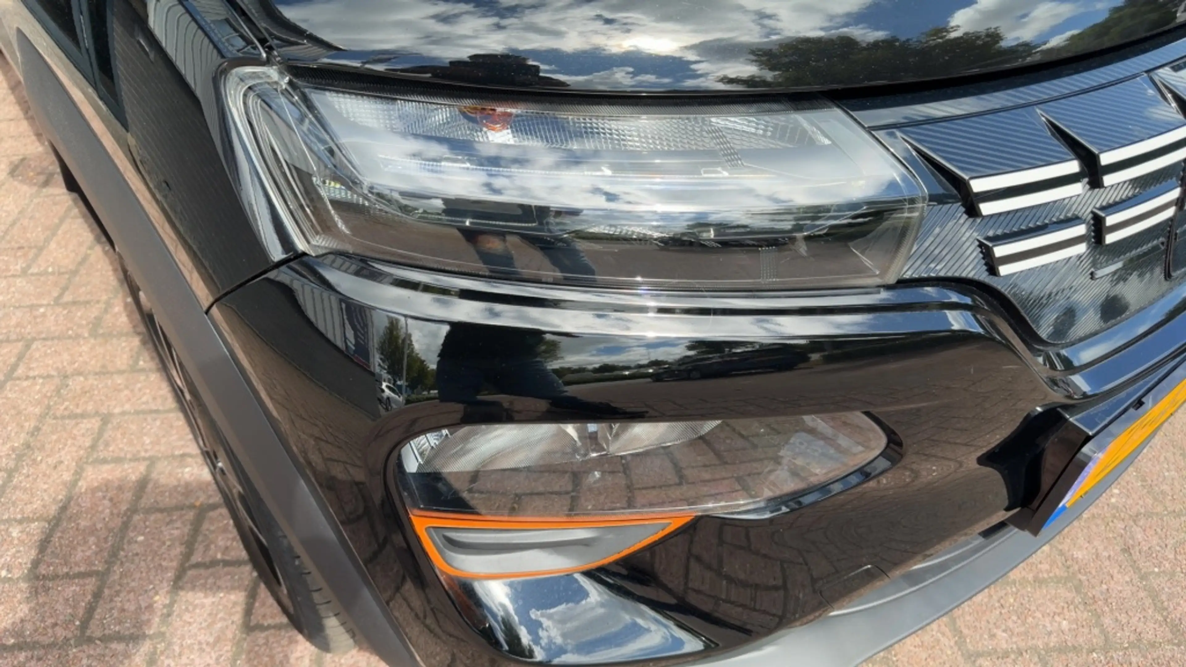 Dacia Spring Expression — photo 19