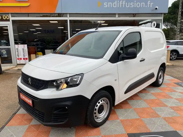 Peugeot Partner 1.5 BlueHDI 100 PREMIUM 3P