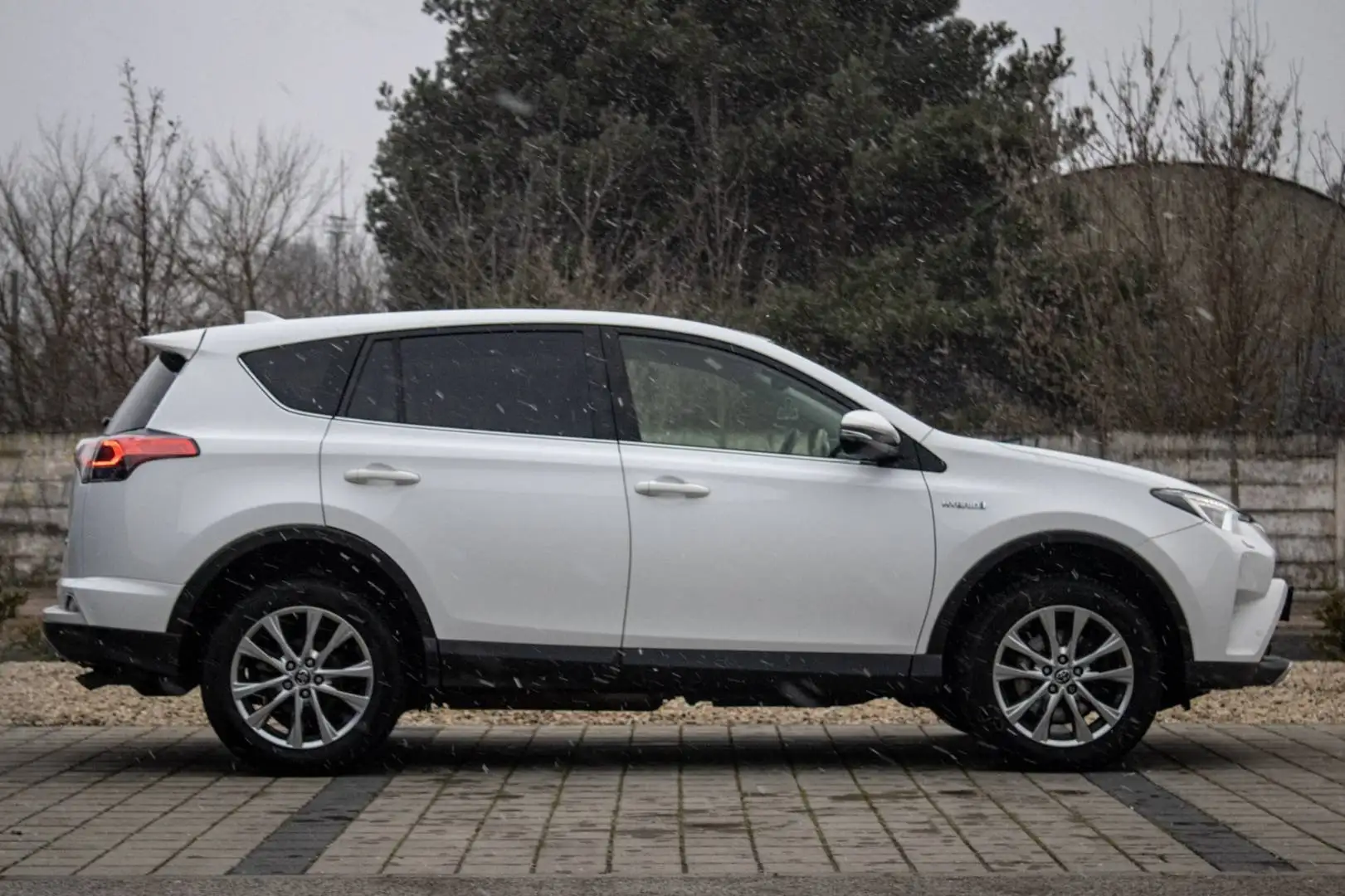 Toyota RAV 4 2.5 4x2 FWD Hybrid Edition-S Blanc - 1