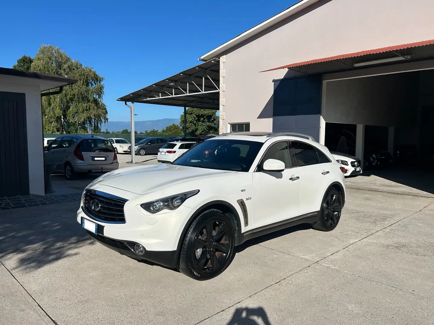 Infiniti QX70 3.0d V6 S Premium auto FL Full Opt. Bianco - 1