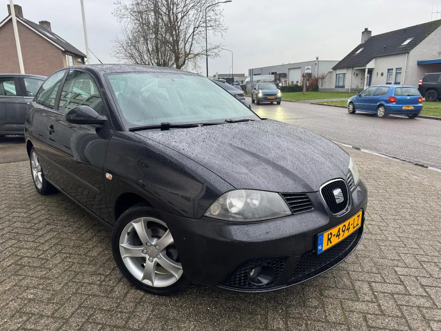 SEAT Ibiza 1.4-16V Trendstyle Airco,Nieuwe Koppeling Noir - 2