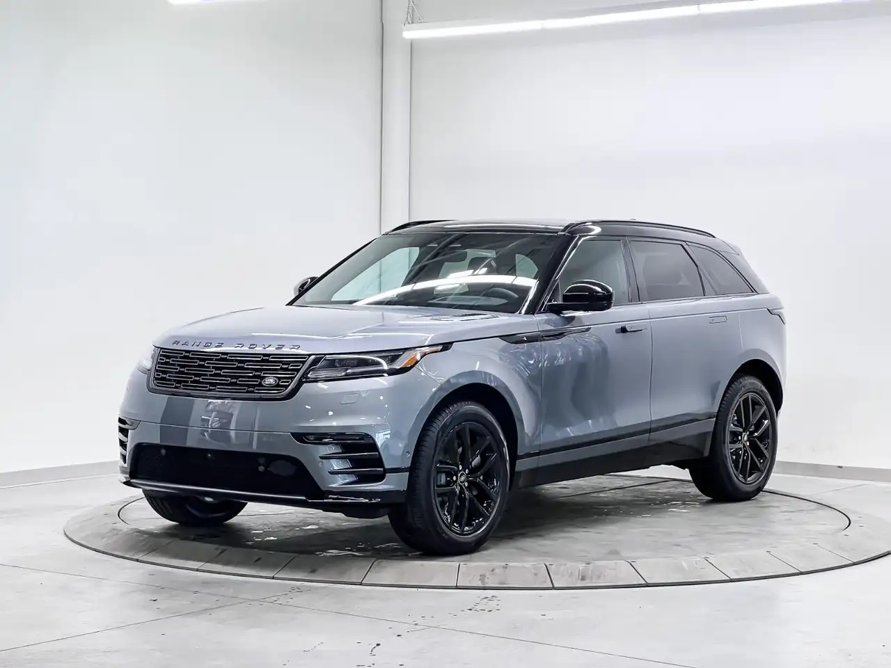 2026 Land Rover Range Rover Velar