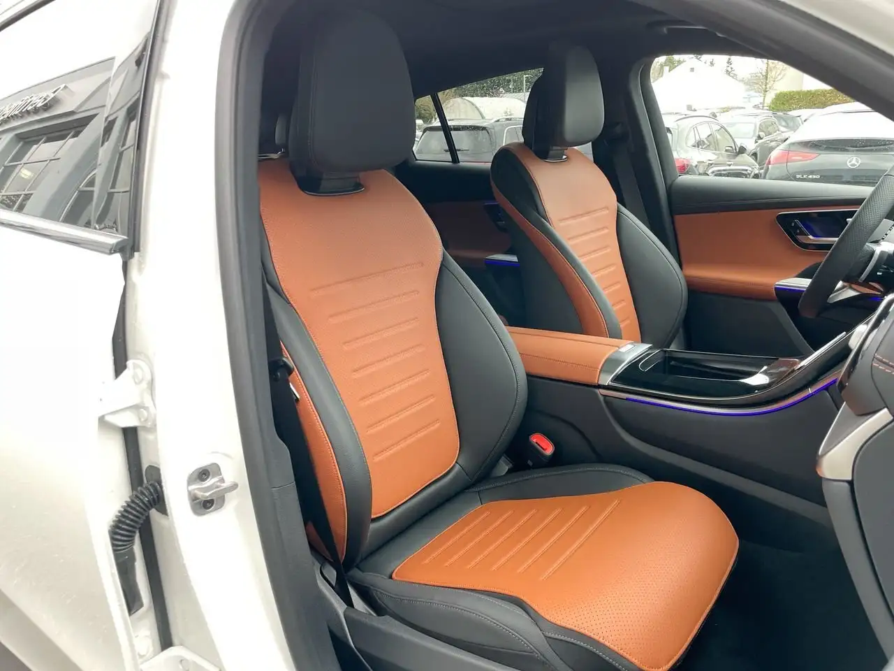 Mercedes-Benz GLC снимка Mercedes-Benz GLC