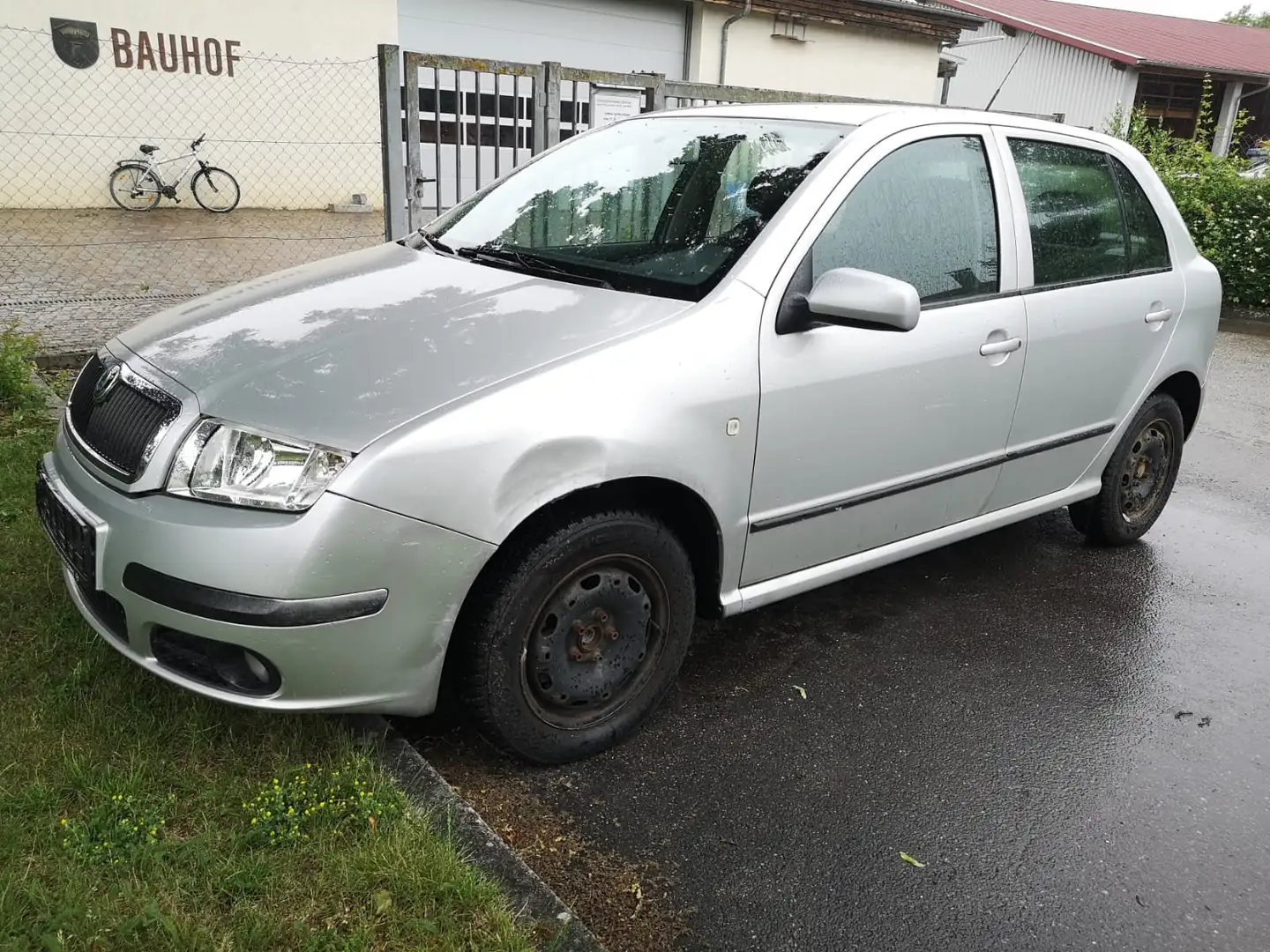 Skoda Fabia 1.4 16V Silber - 1