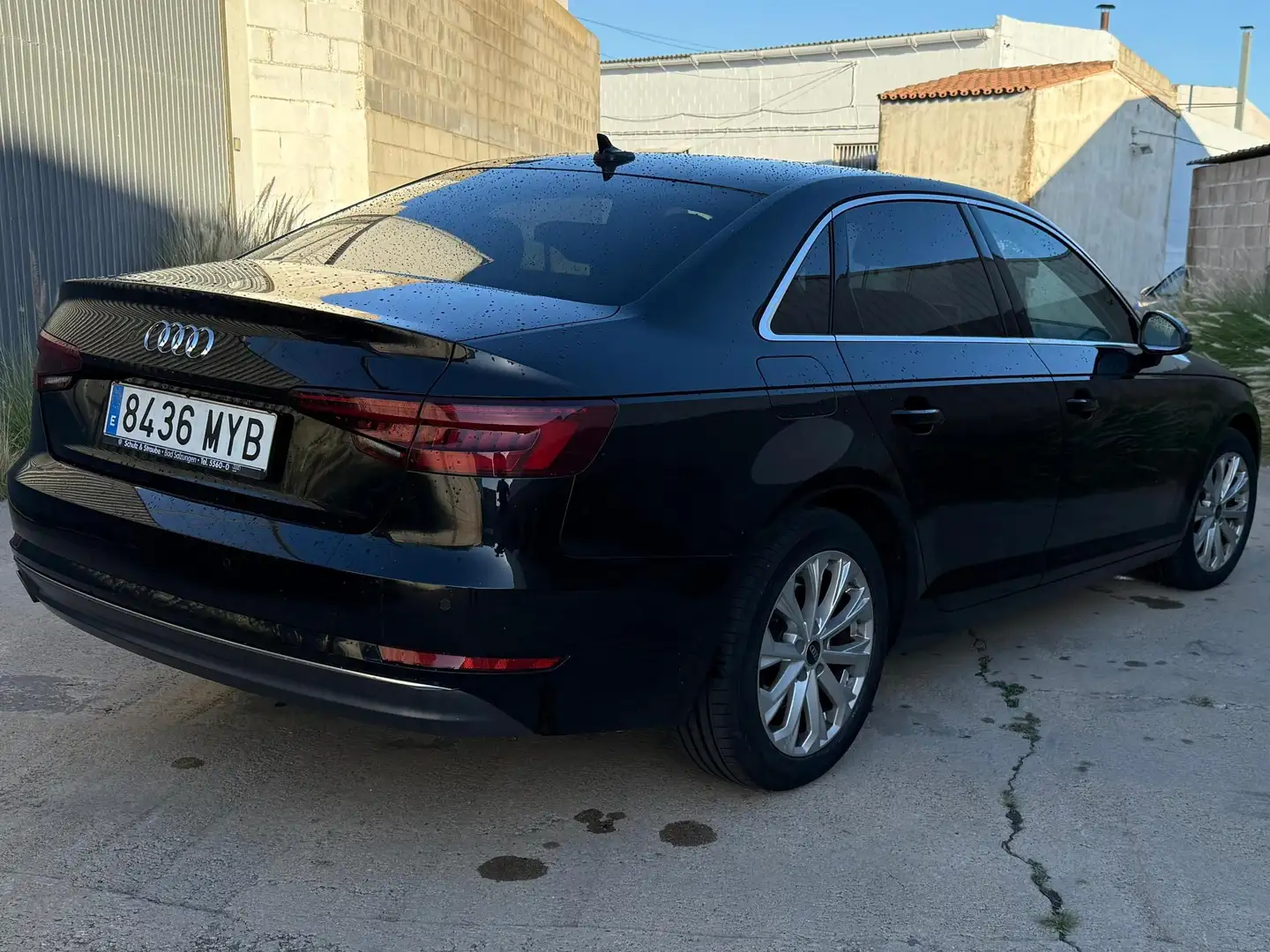 Audi A4 A4 2.0TDI S line edition Multitronic DPF 143 S line edition Negro - 1