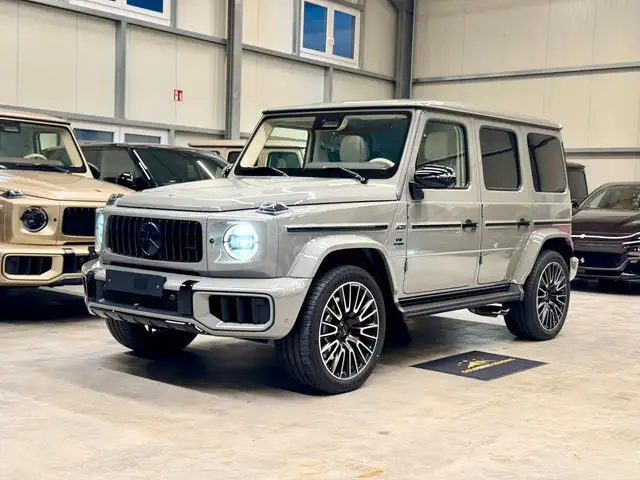 Mercedes-Benz G-Klasse