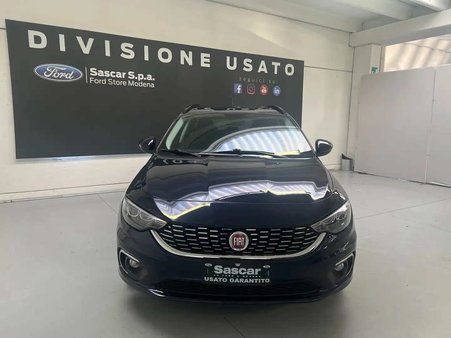 Fiat Tipo SW 1.6 mjt Lounge s&s 120cv my19 Azul - 2