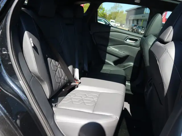 Nissan Qashqai view 25