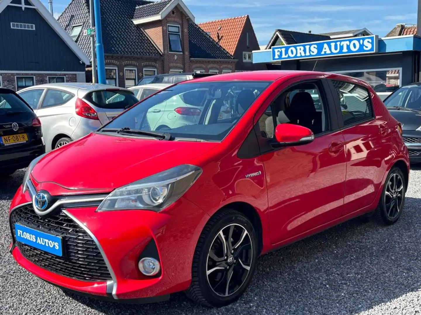Toyota Yaris 1.5 Hybrid Dynamic Bi-Tone|Rijklaar!|Cruise|Camera Rot - 2
