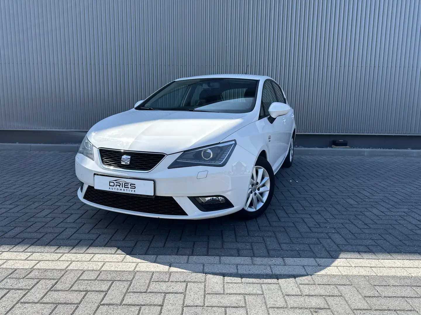 SEAT Ibiza 1.2 TSI Style Xenon l Stoelverwarming l Navigatie - 1
