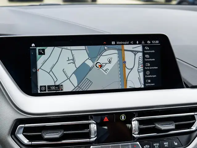 BMW 1 Series view 12