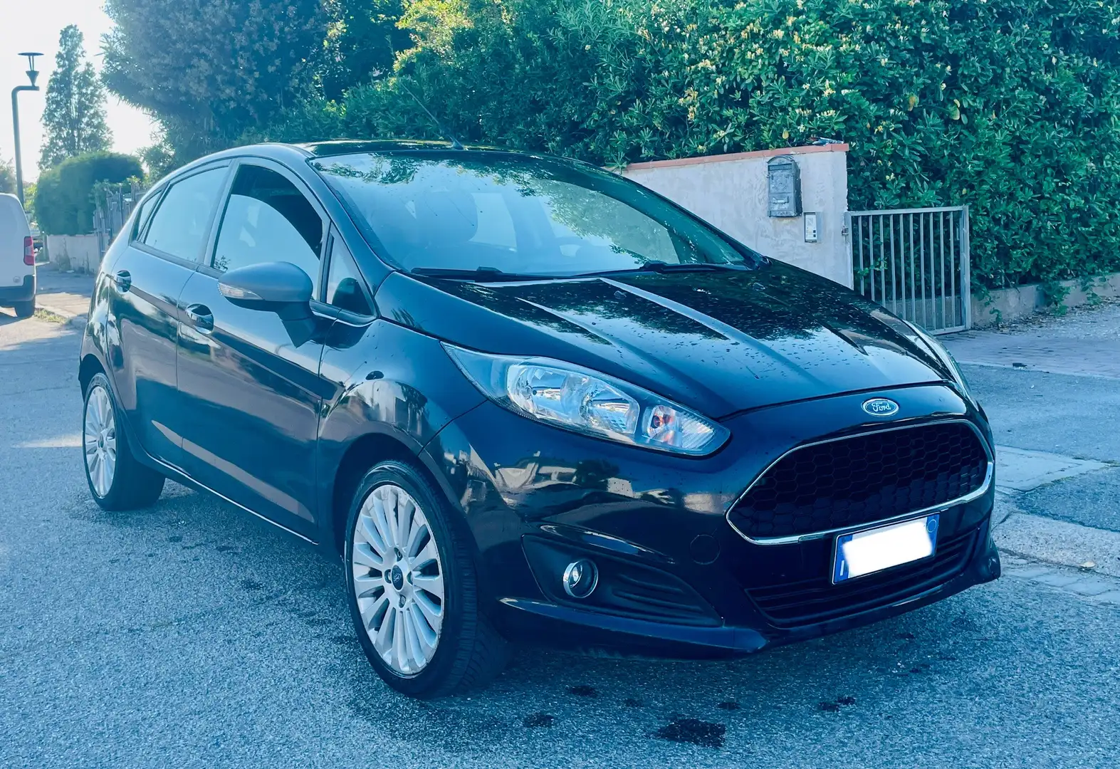 Ford Fiesta 1.4 TDCI 69 CV IDEALE X NEOPATENTATI NO PERDI TEMP Nero - 1
