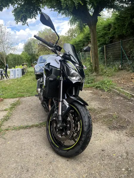 Kawasaki Z 900 - foto 2