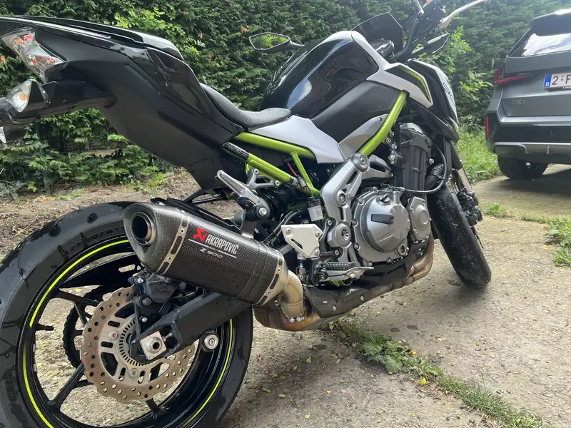 Kawasaki Z 900 - foto 3