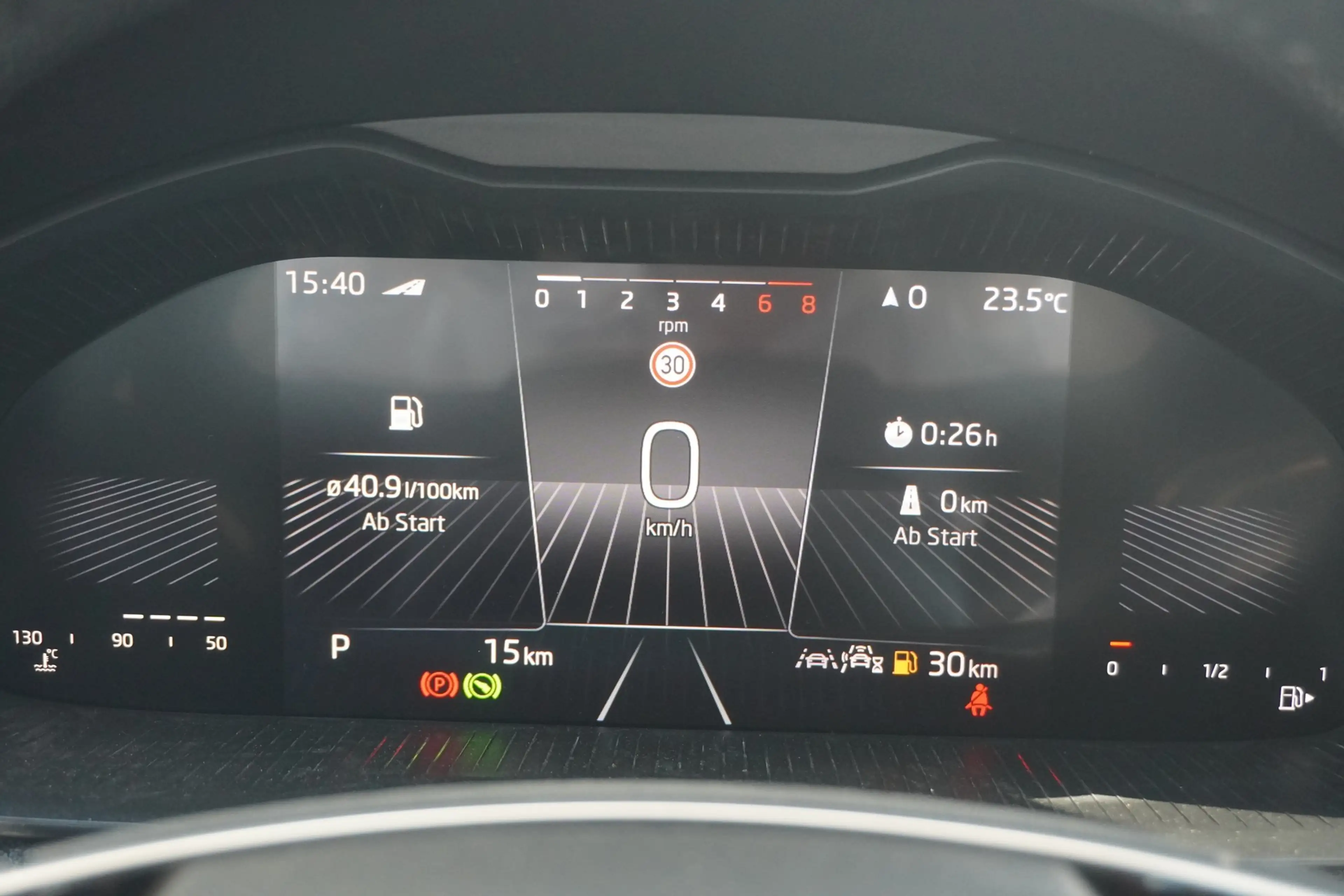 Skoda Kamiq 1.0 TSI DSG LED Kamera Tempomat — photo 29