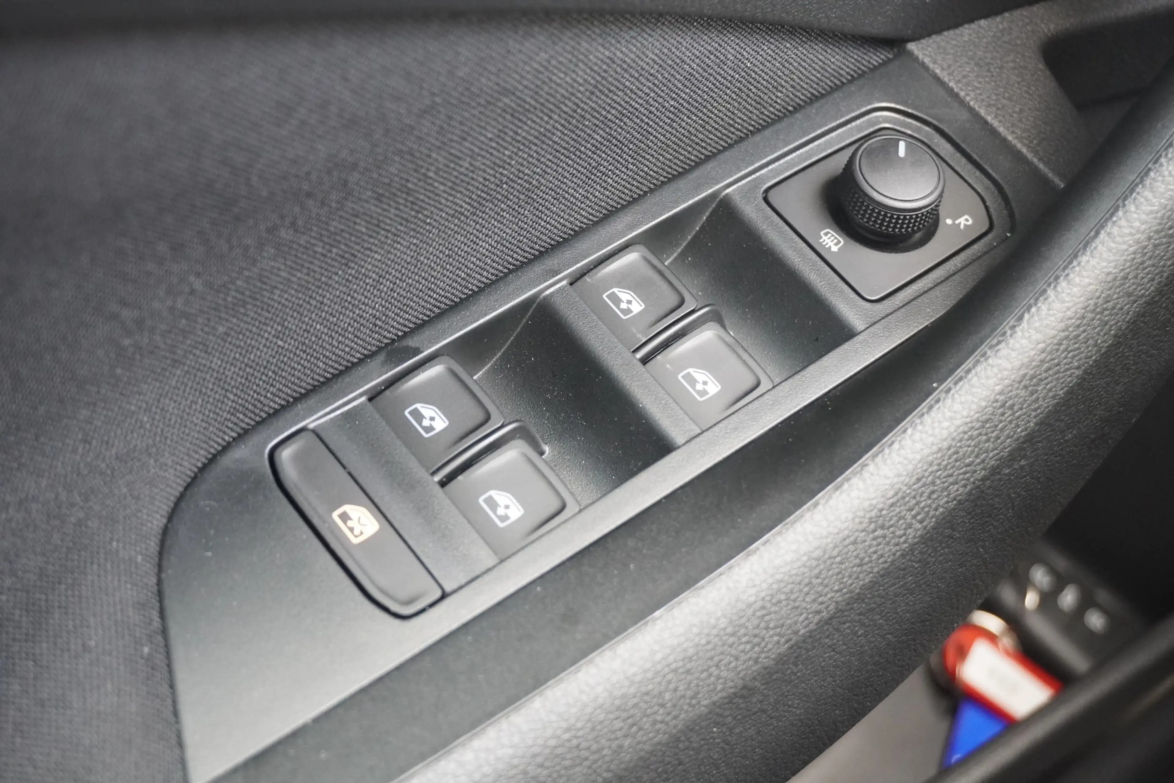 Skoda Kamiq 1.0 TSI DSG LED Kamera Tempomat — photo 22