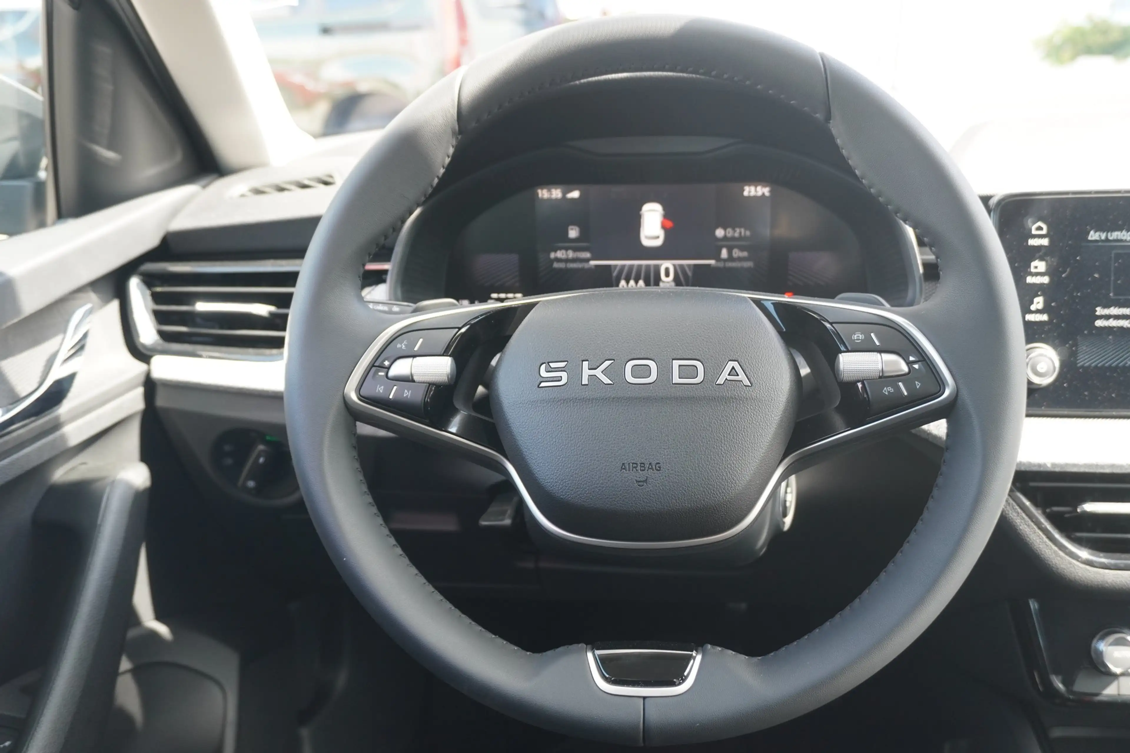 Skoda Kamiq 1.0 TSI DSG LED Kamera Tempomat — photo 16