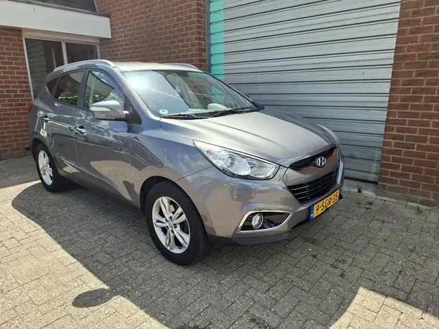 Hyundai Ix35 view 2
