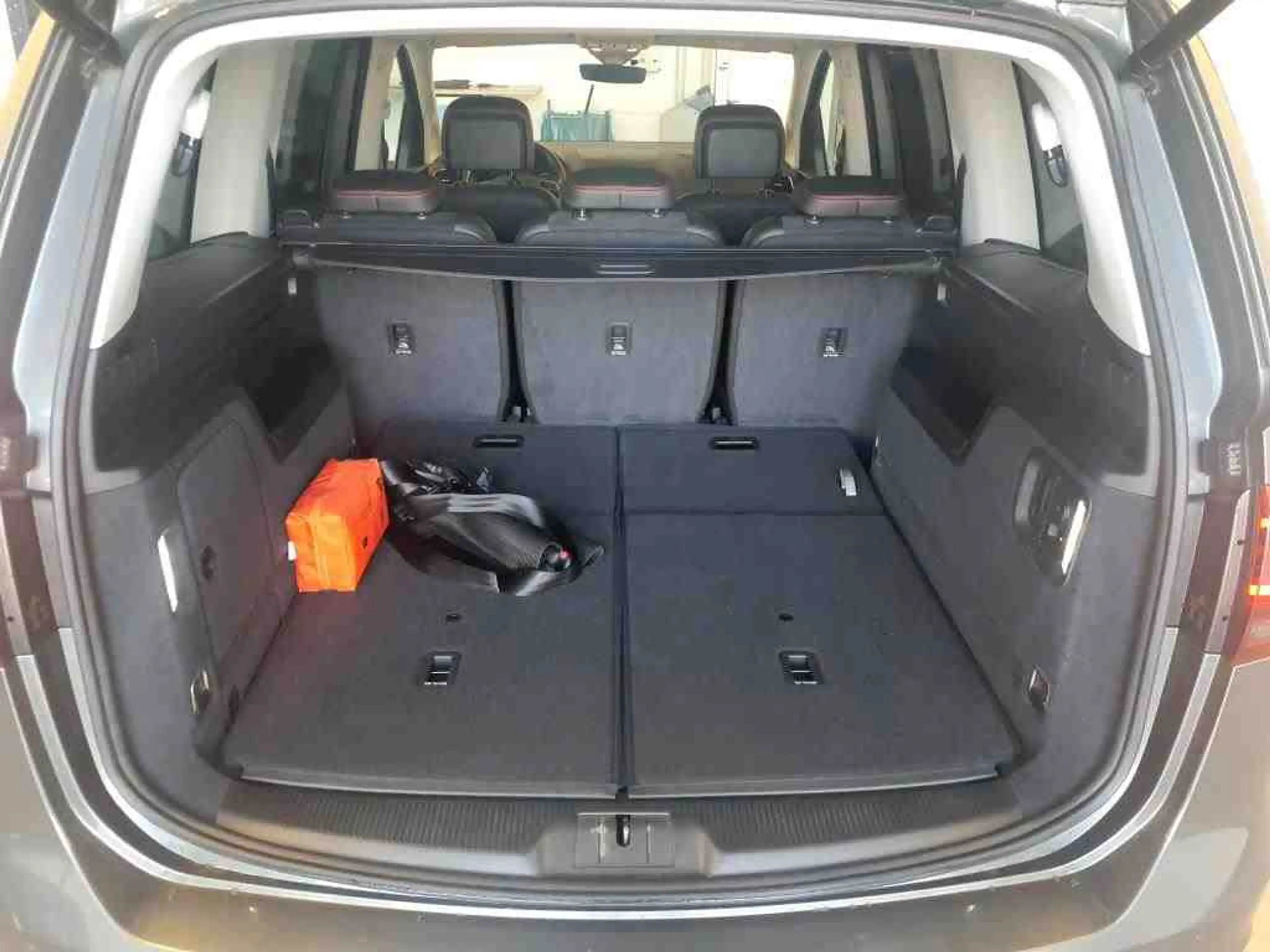 SEAT Alhambra FR-Line 2.0 TDI 4Drive AHK 7Sitze RearView ACC Mem — photo 10