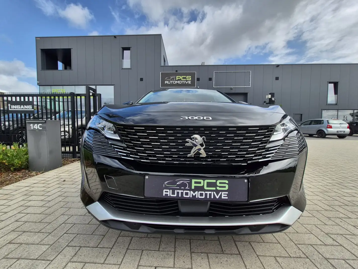 Peugeot 3008 1.5 BlueHDi Allure / Automaat / PREMIUM / 1e eig. Чорний - 2