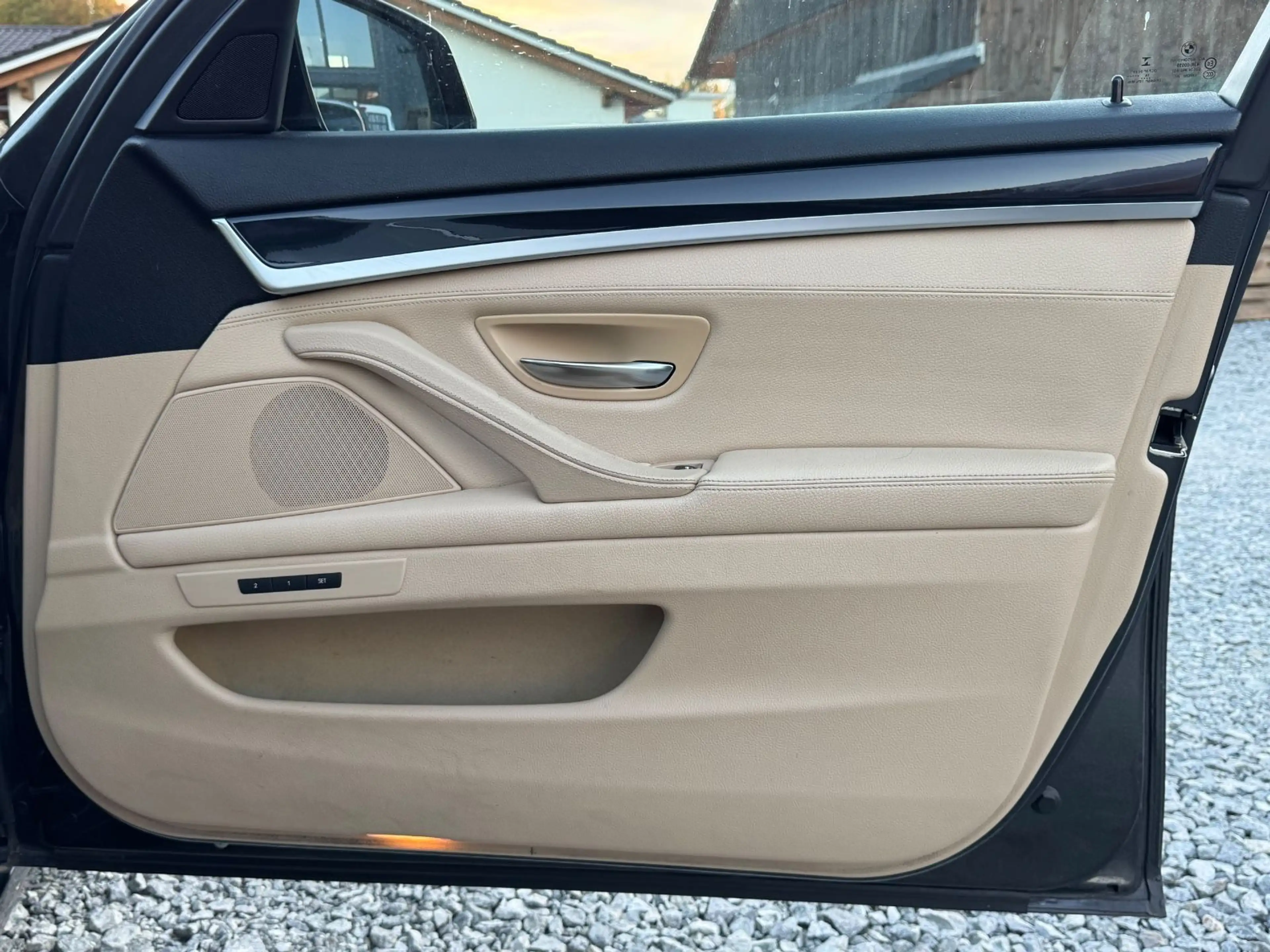 BMW 520 d Touring Luxury Leder Bi-Xen Nav Shz — photo 25