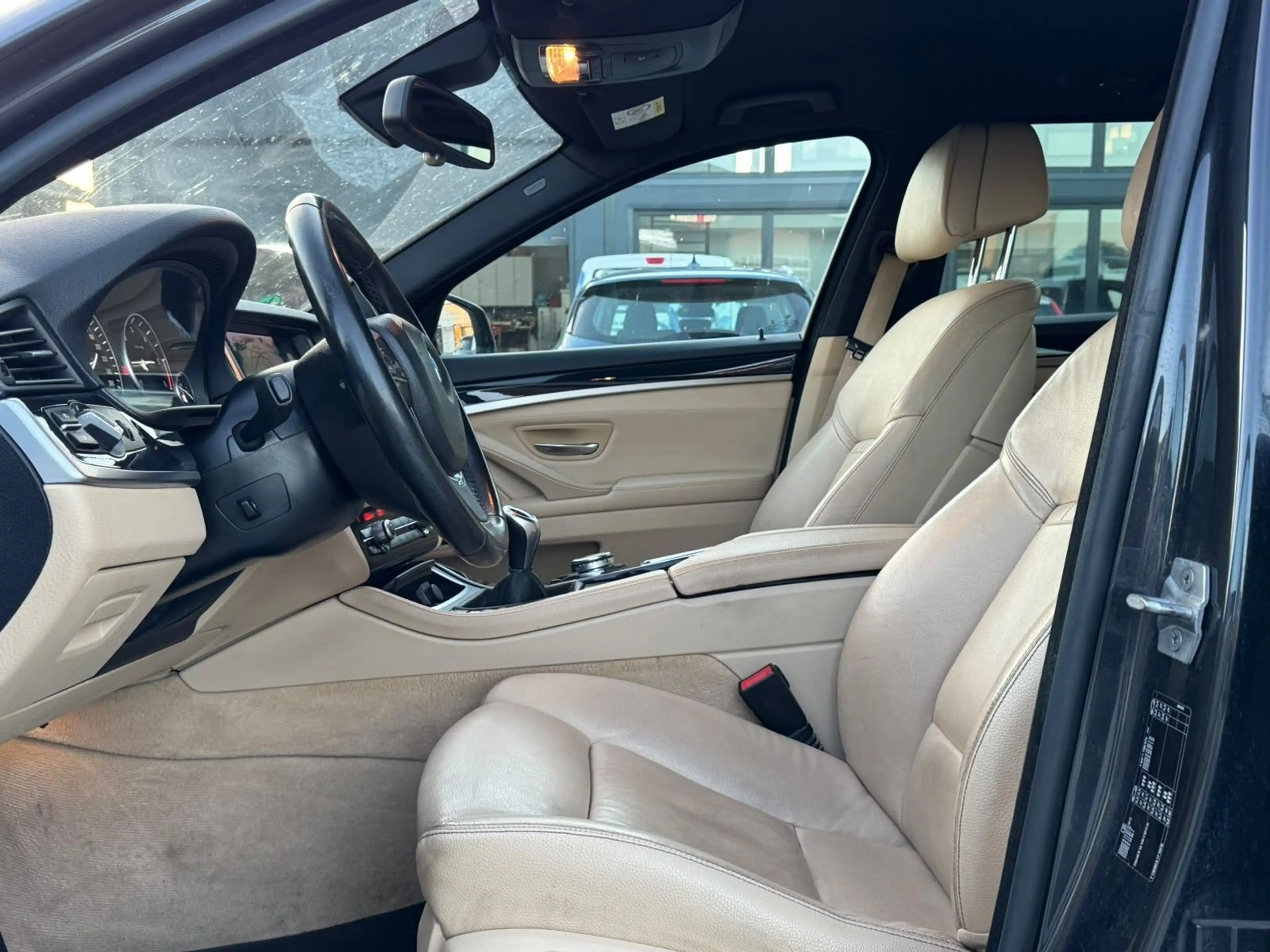 BMW 520 d Touring Luxury Leder Bi-Xen Nav Shz — photo 11
