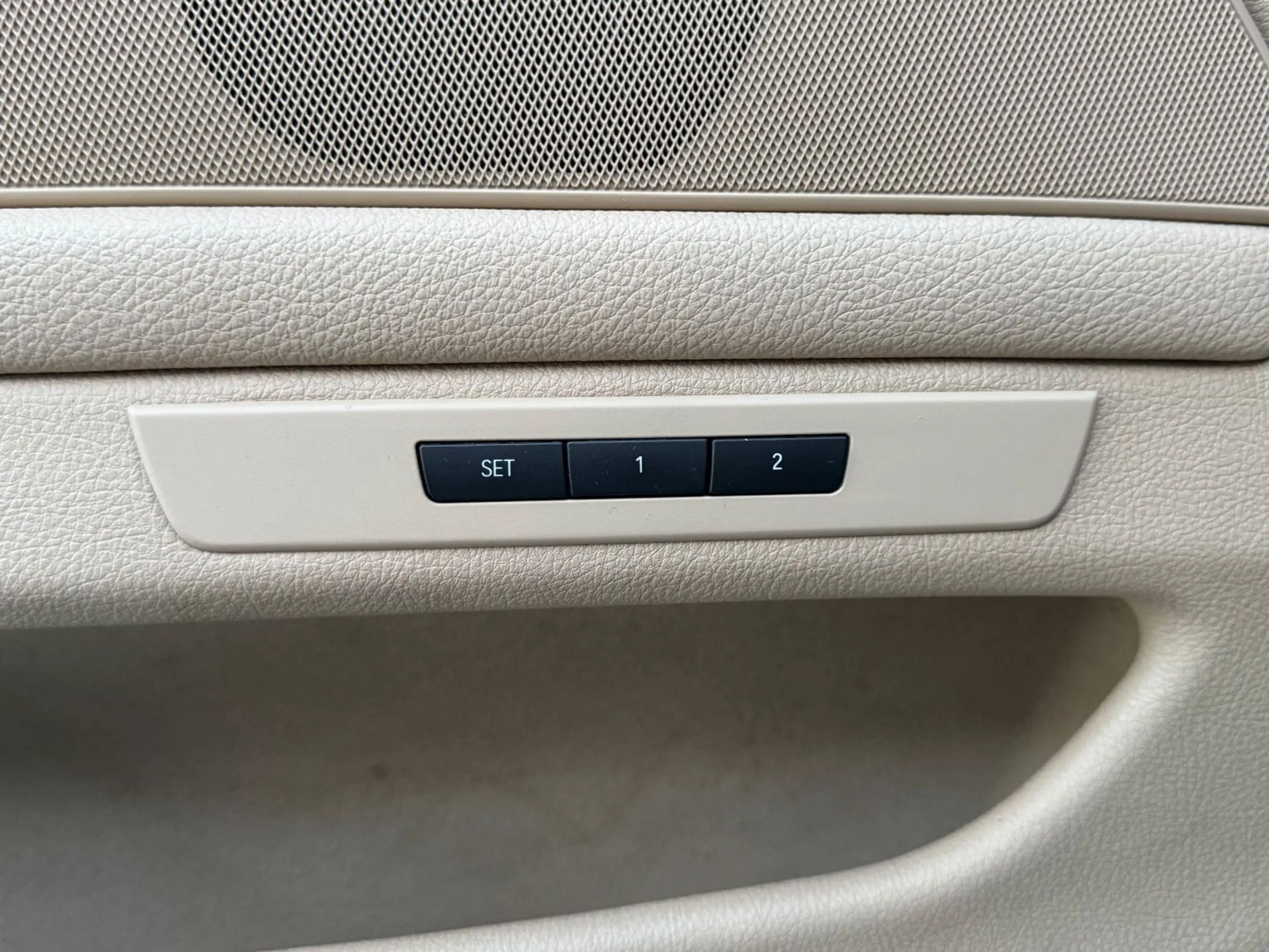 BMW 520 d Touring Luxury Leder Bi-Xen Nav Shz — photo 10