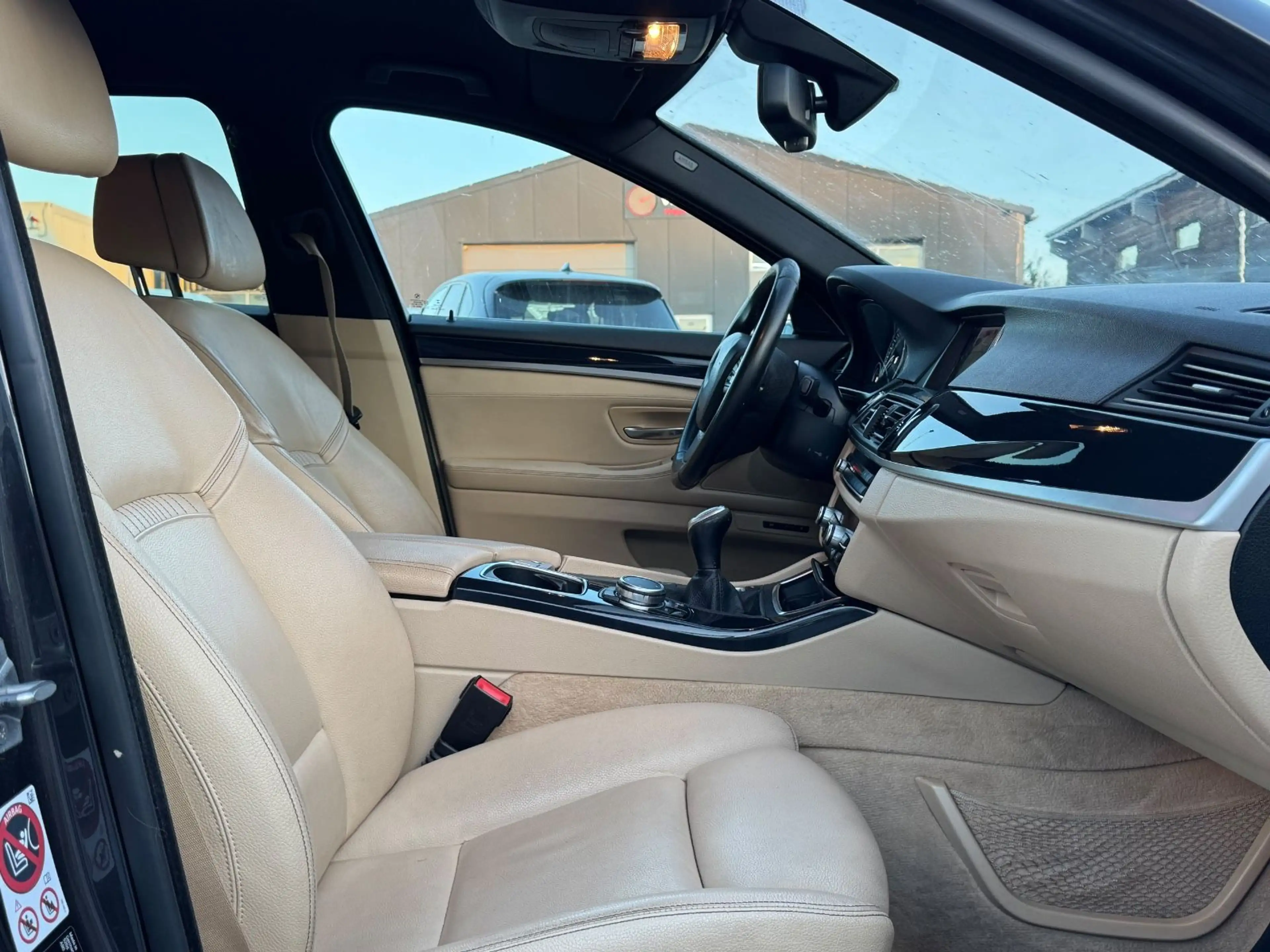BMW 520 d Touring Luxury Leder Bi-Xen Nav Shz — photo 26
