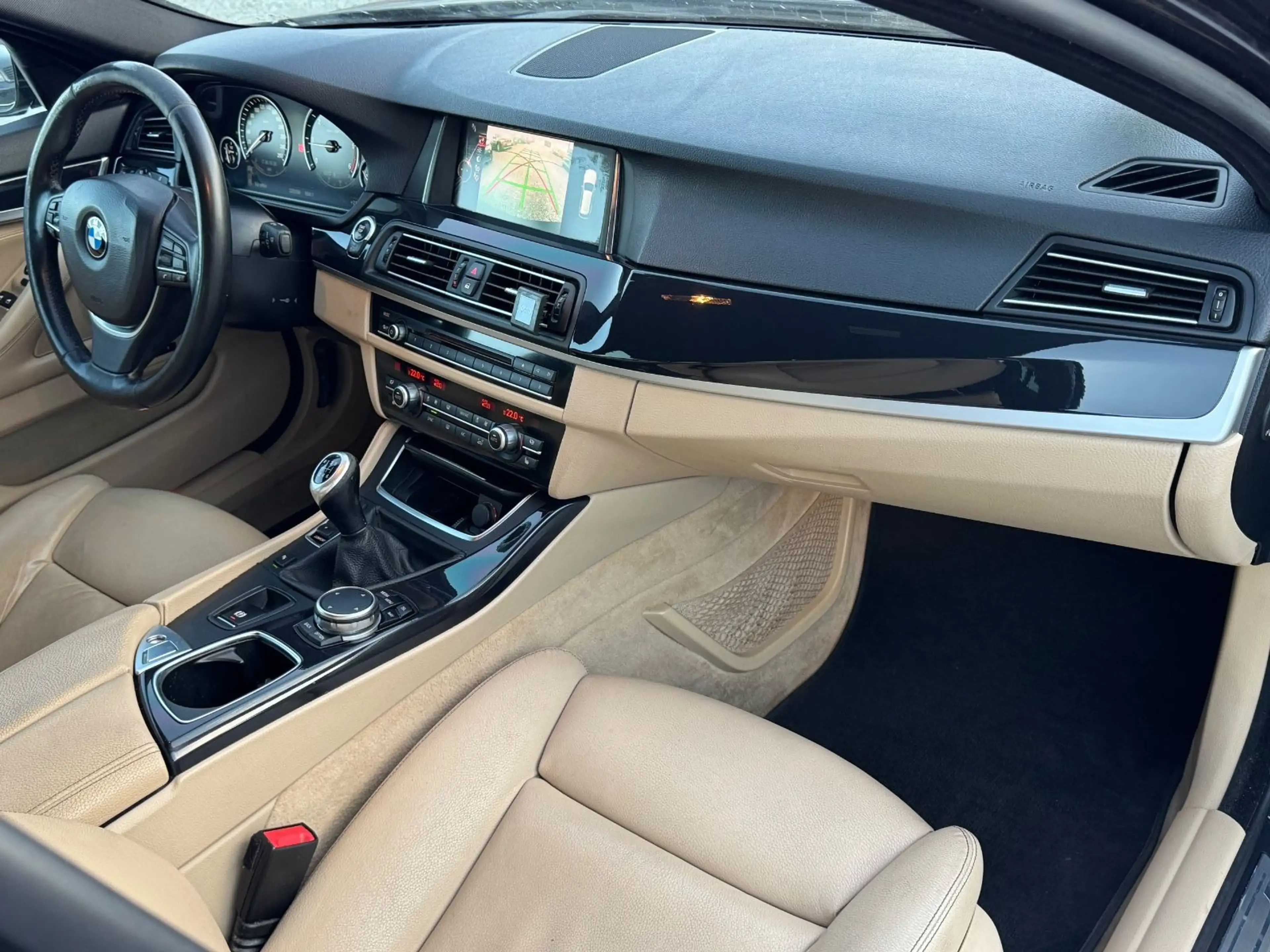 BMW 520 d Touring Luxury Leder Bi-Xen Nav Shz — photo 27